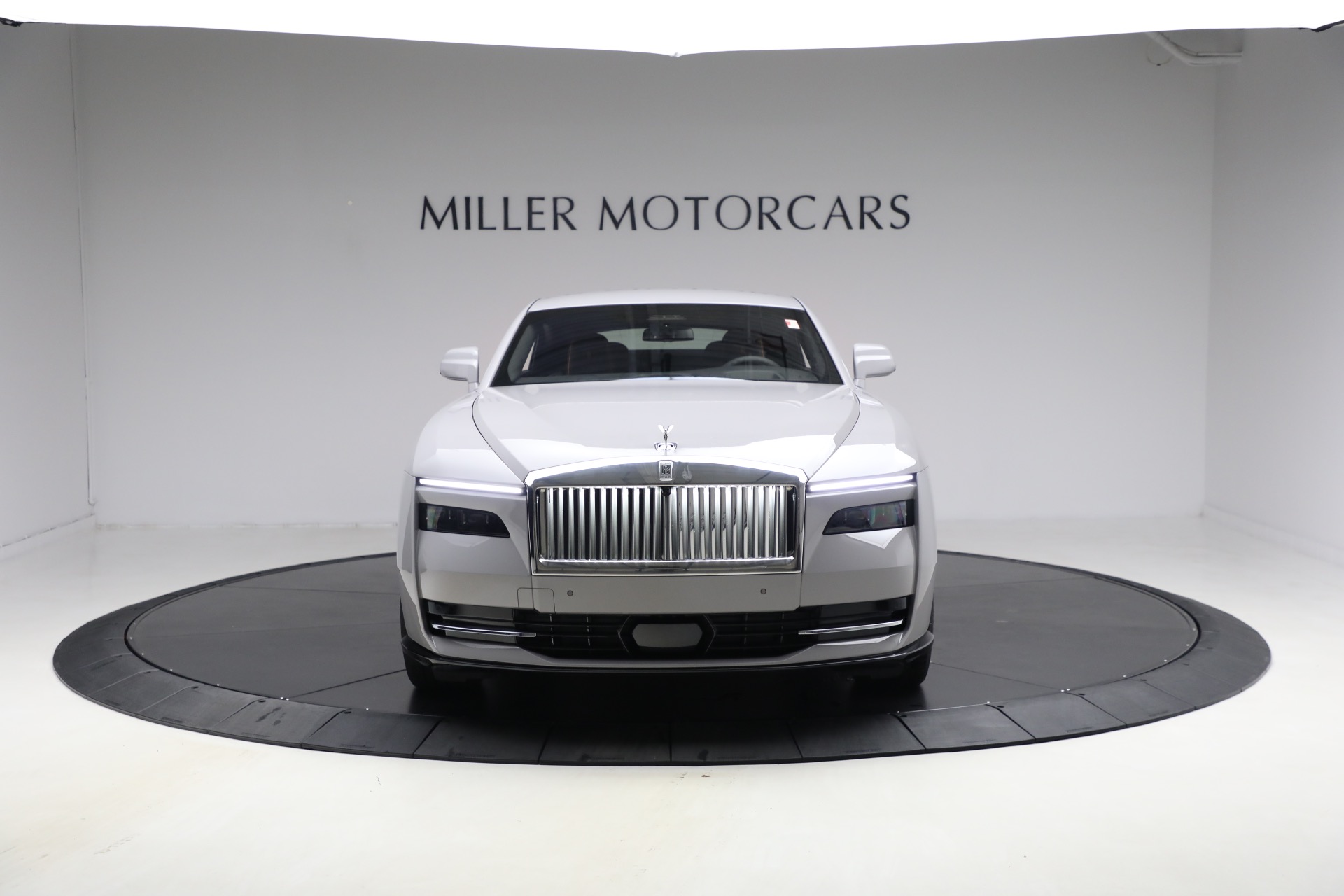 New-2026-Rolls-Royce-Spectre