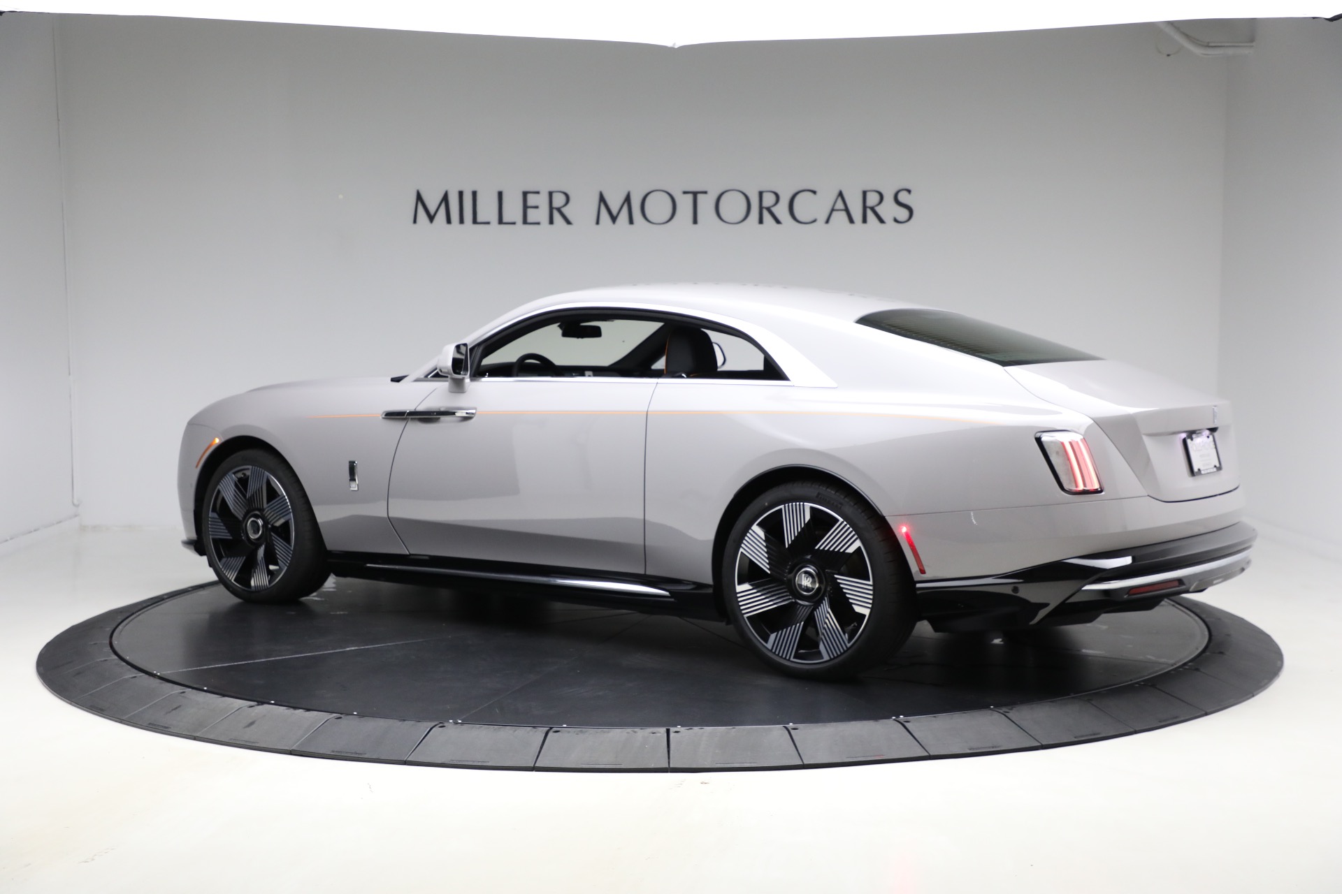 New-2026-Rolls-Royce-Spectre