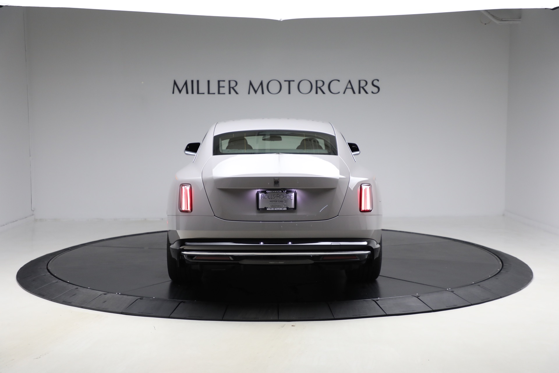 New-2026-Rolls-Royce-Spectre