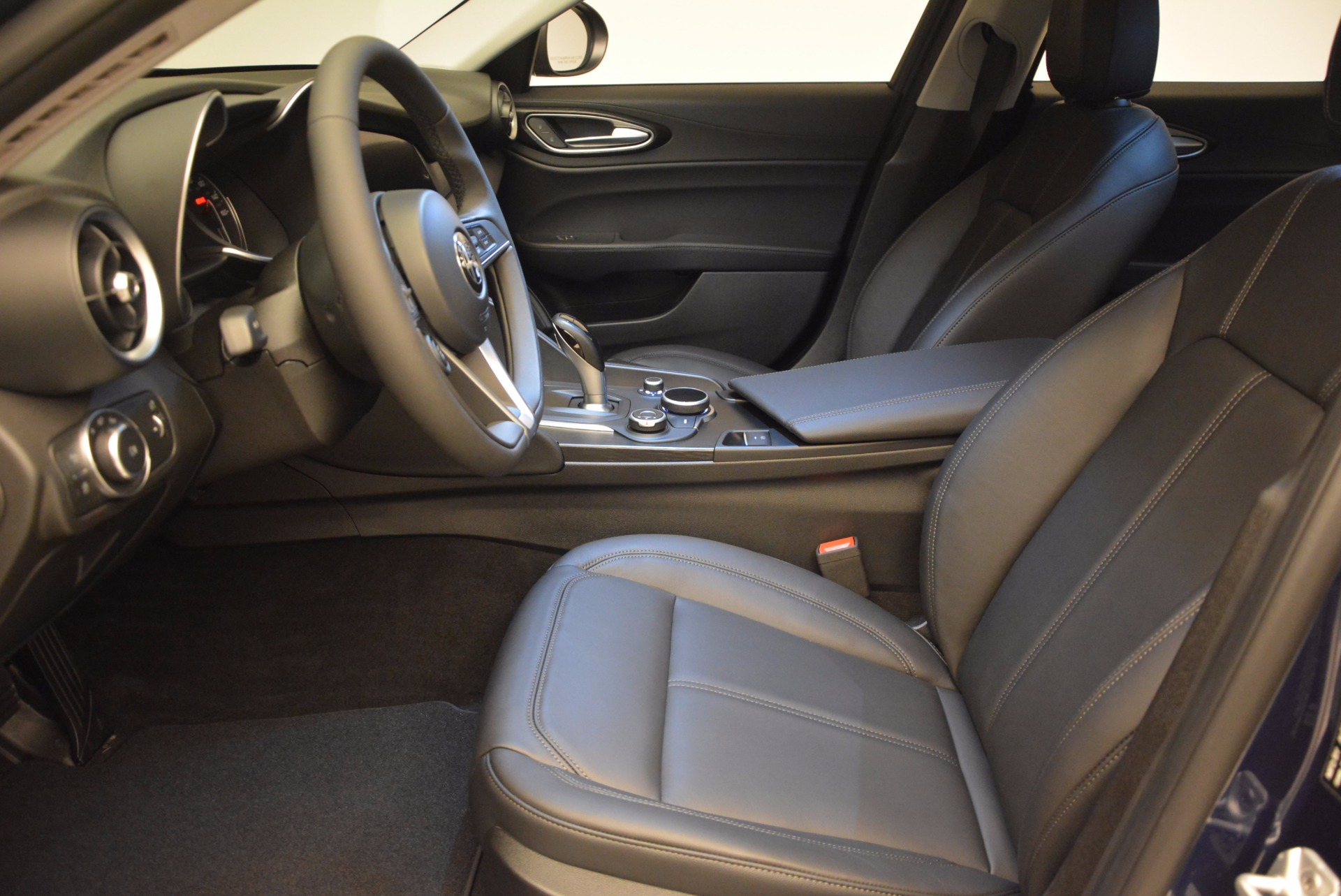 New-2017-Alfa-Romeo-Giulia