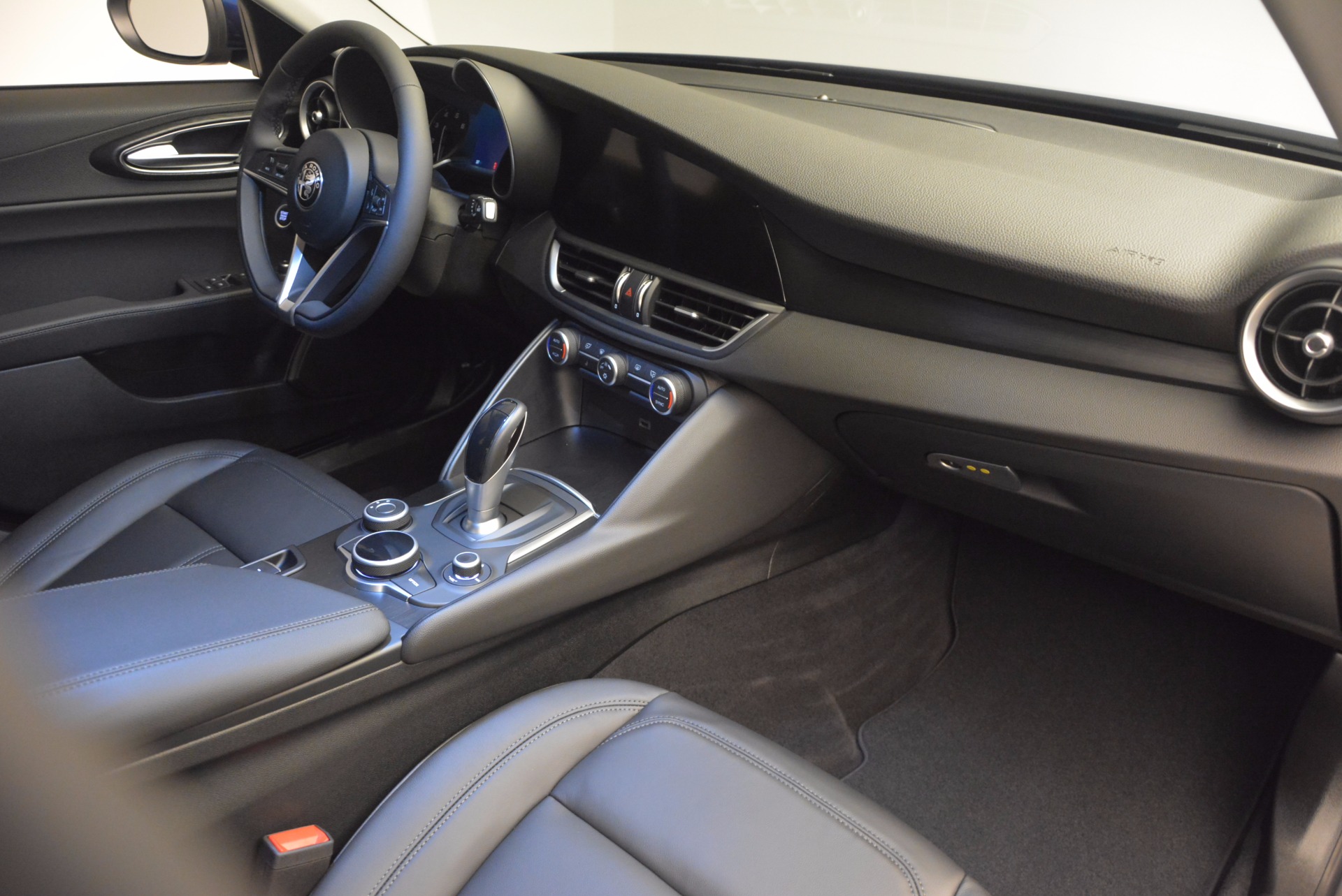 New-2017-Alfa-Romeo-Giulia