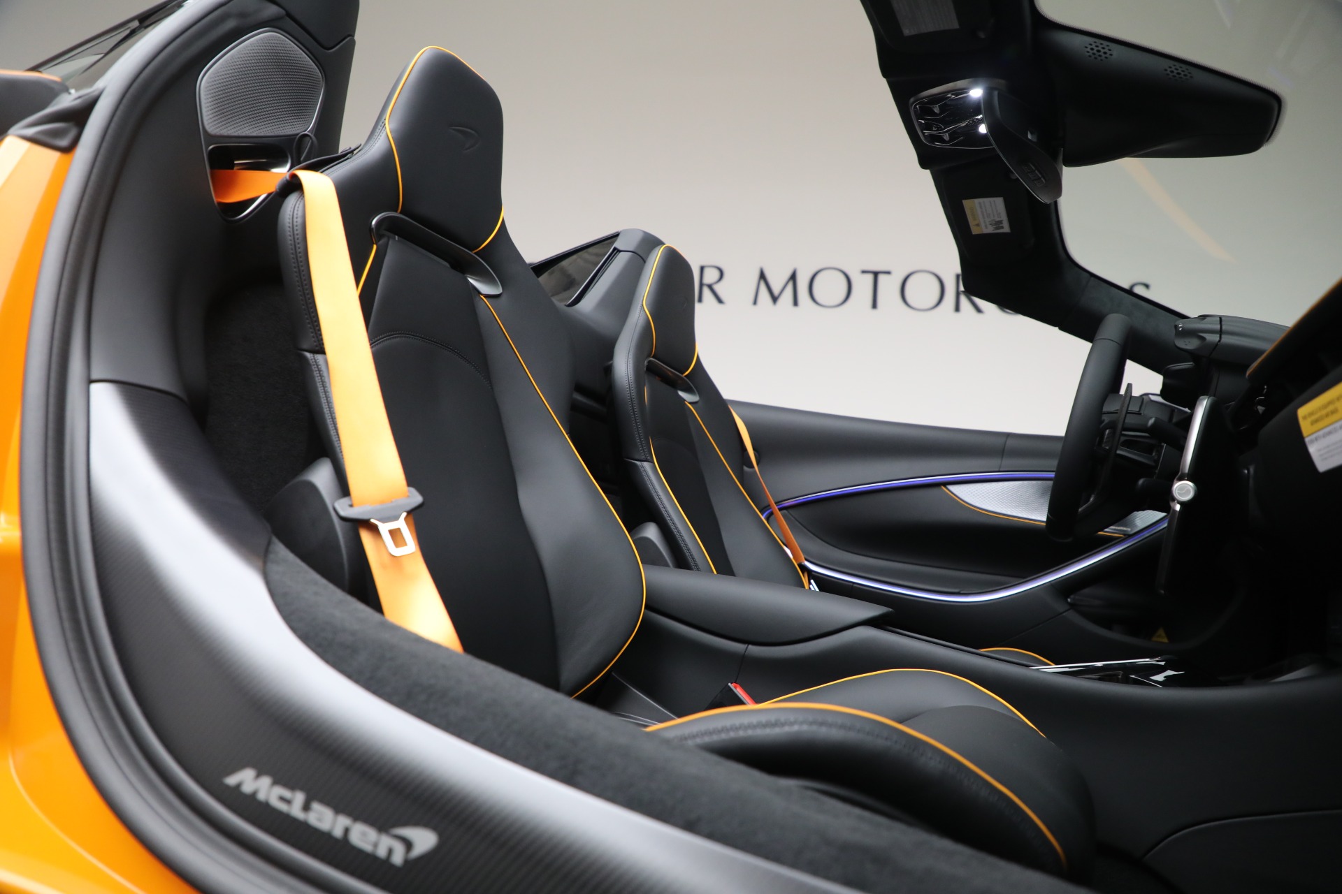 Used-2026-McLaren-Artura-Spider-TechLux