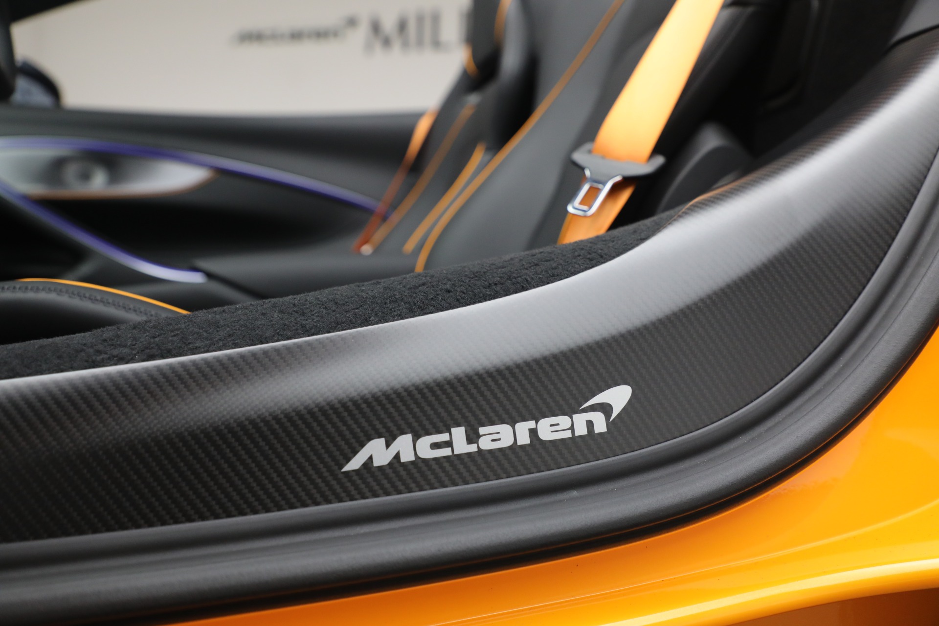 Used-2026-McLaren-Artura-Spider-TechLux