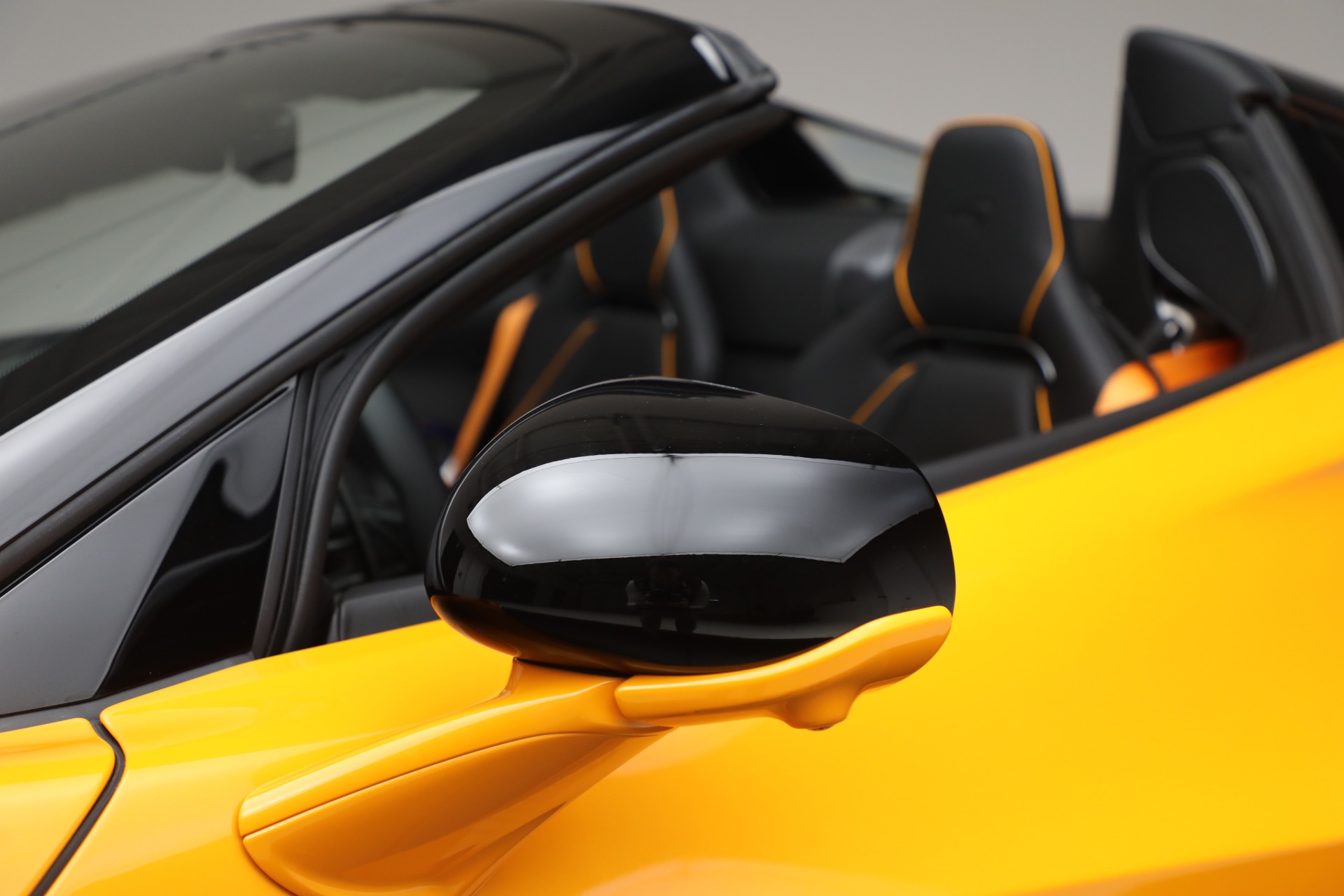 Used-2026-McLaren-Artura-Spider-TechLux