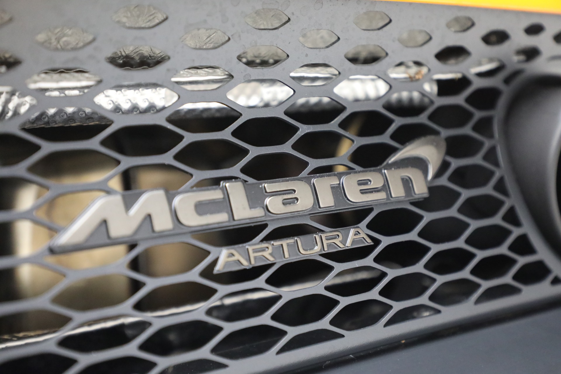 Used-2026-McLaren-Artura-Spider-TechLux