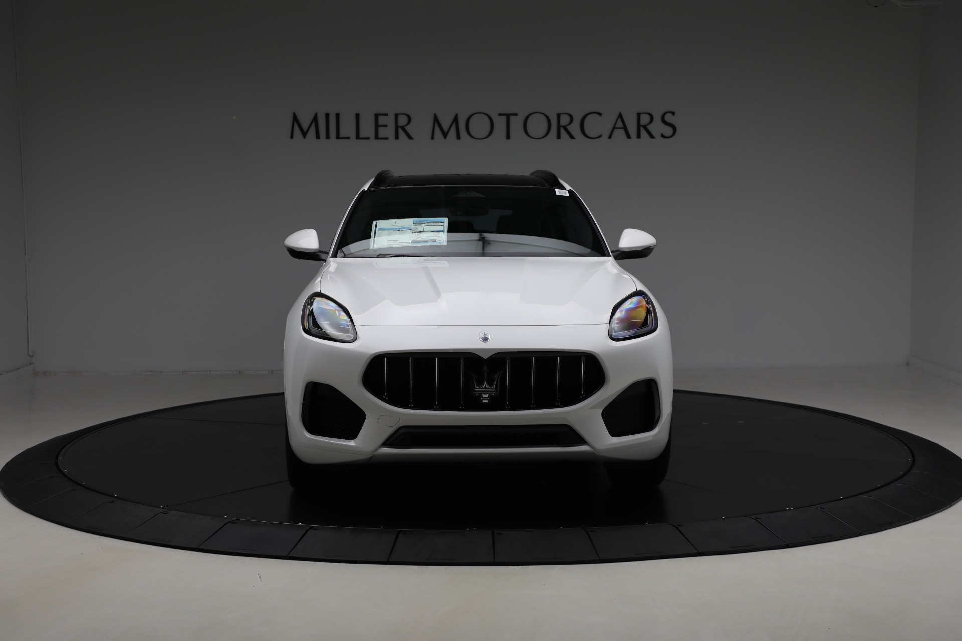 Used-2025-Maserati-Grecale