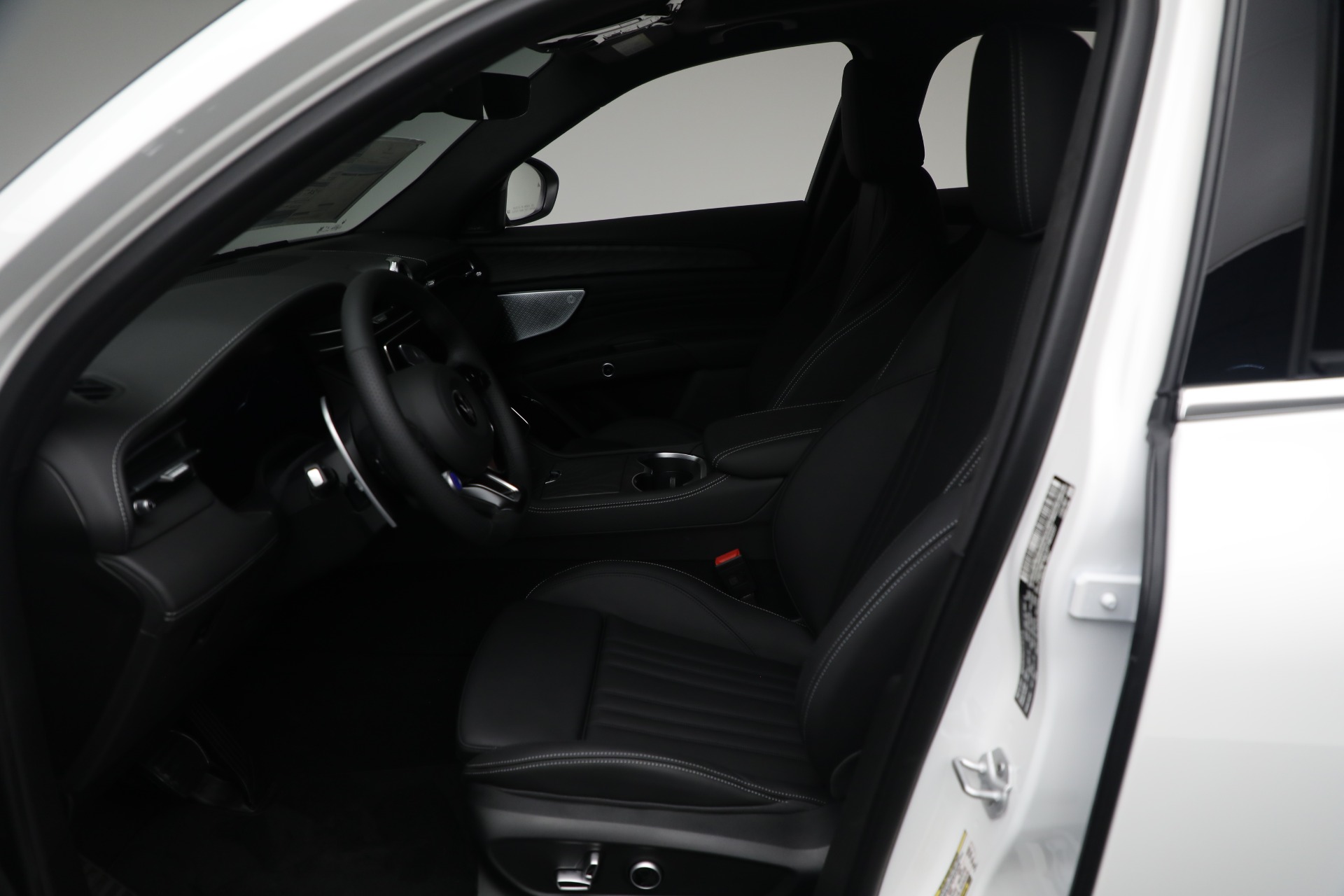 Used-2025-Maserati-Grecale