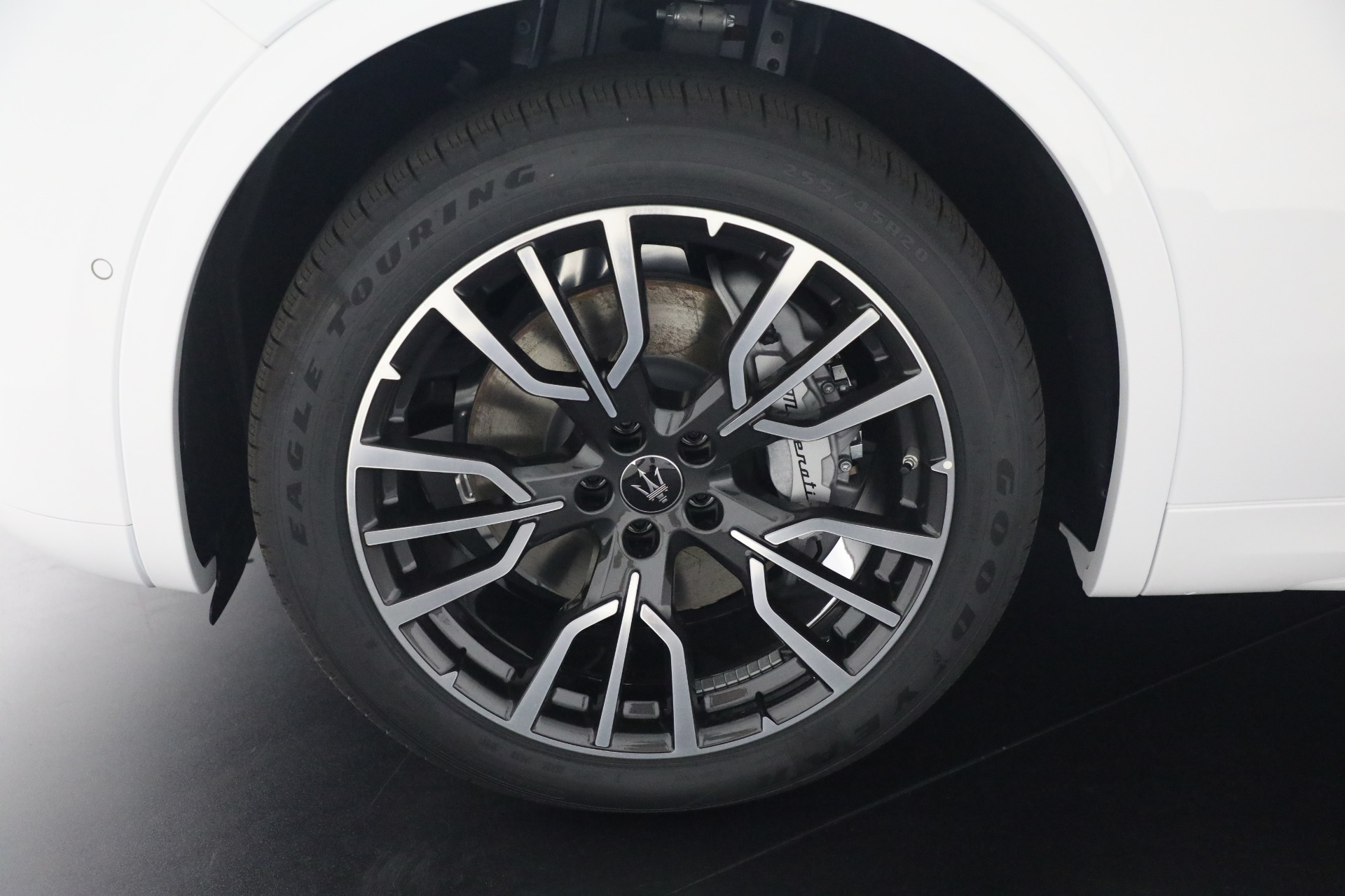Used-2025-Maserati-Grecale