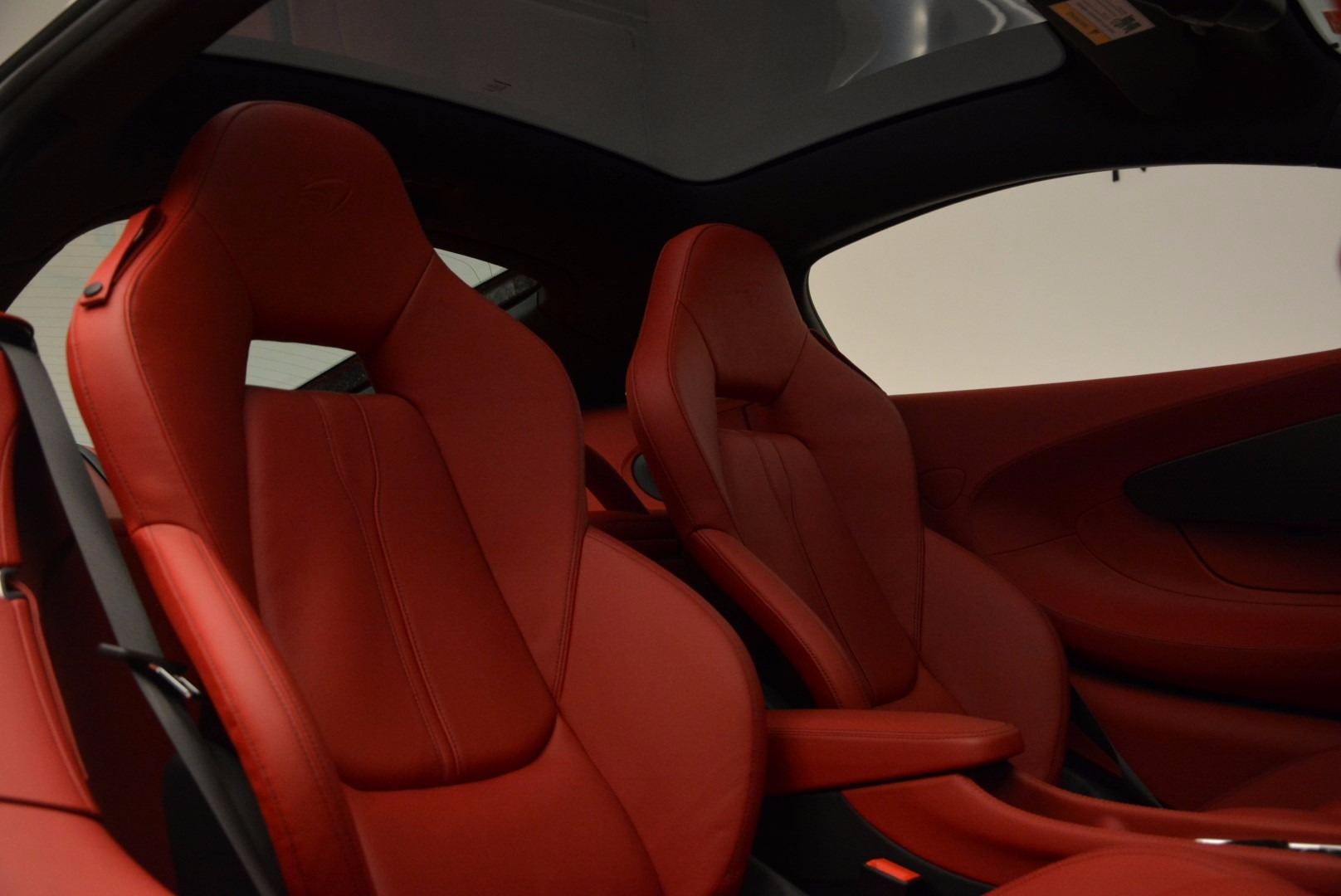 Used-2017-McLaren-570GT