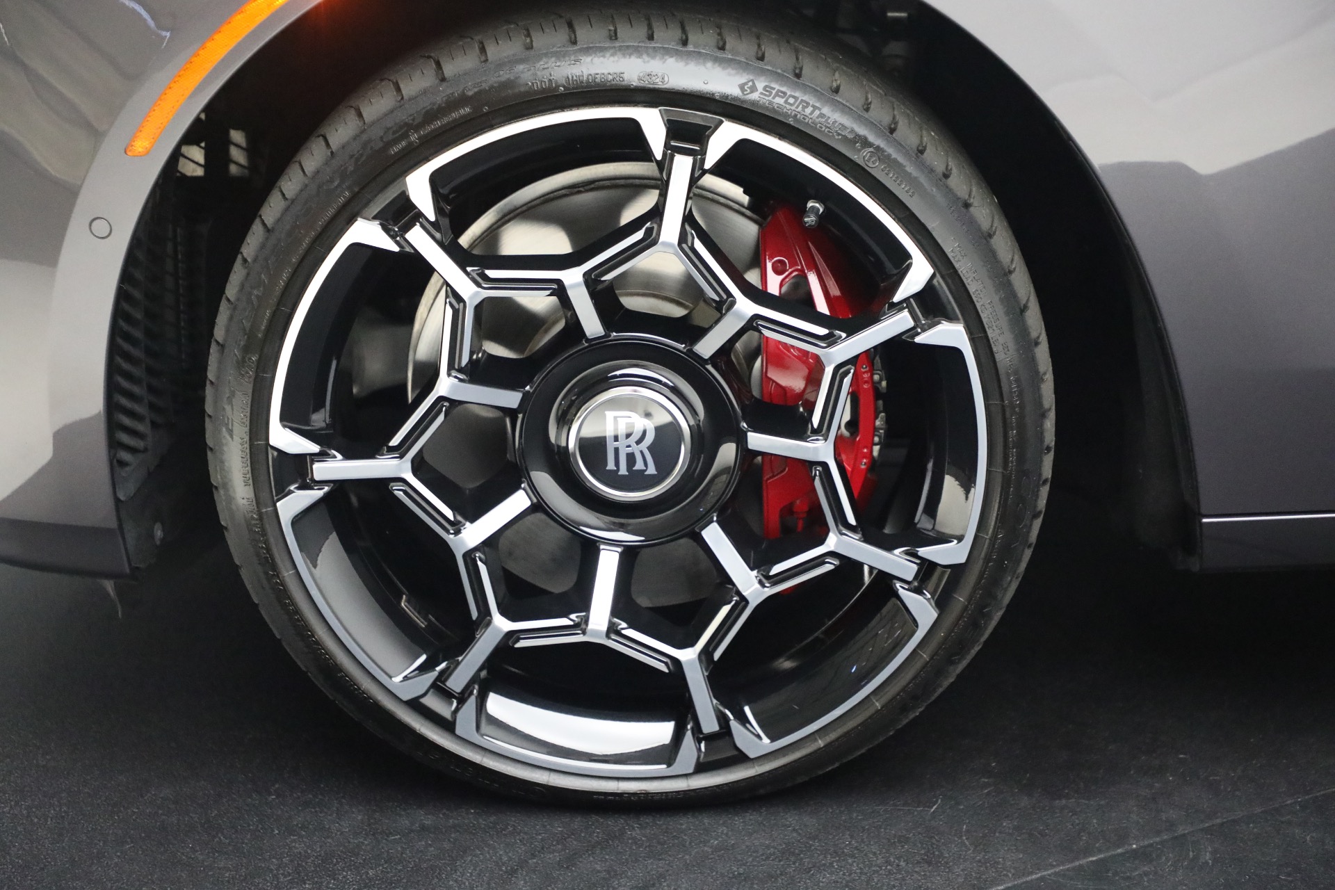 Used-2025-Rolls-Royce-Black-Badge-Ghost