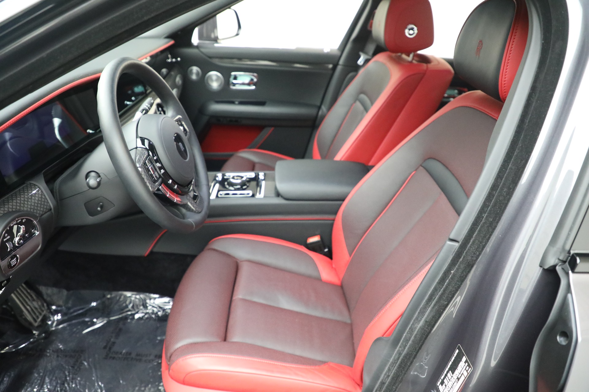 Used-2025-Rolls-Royce-Black-Badge-Ghost