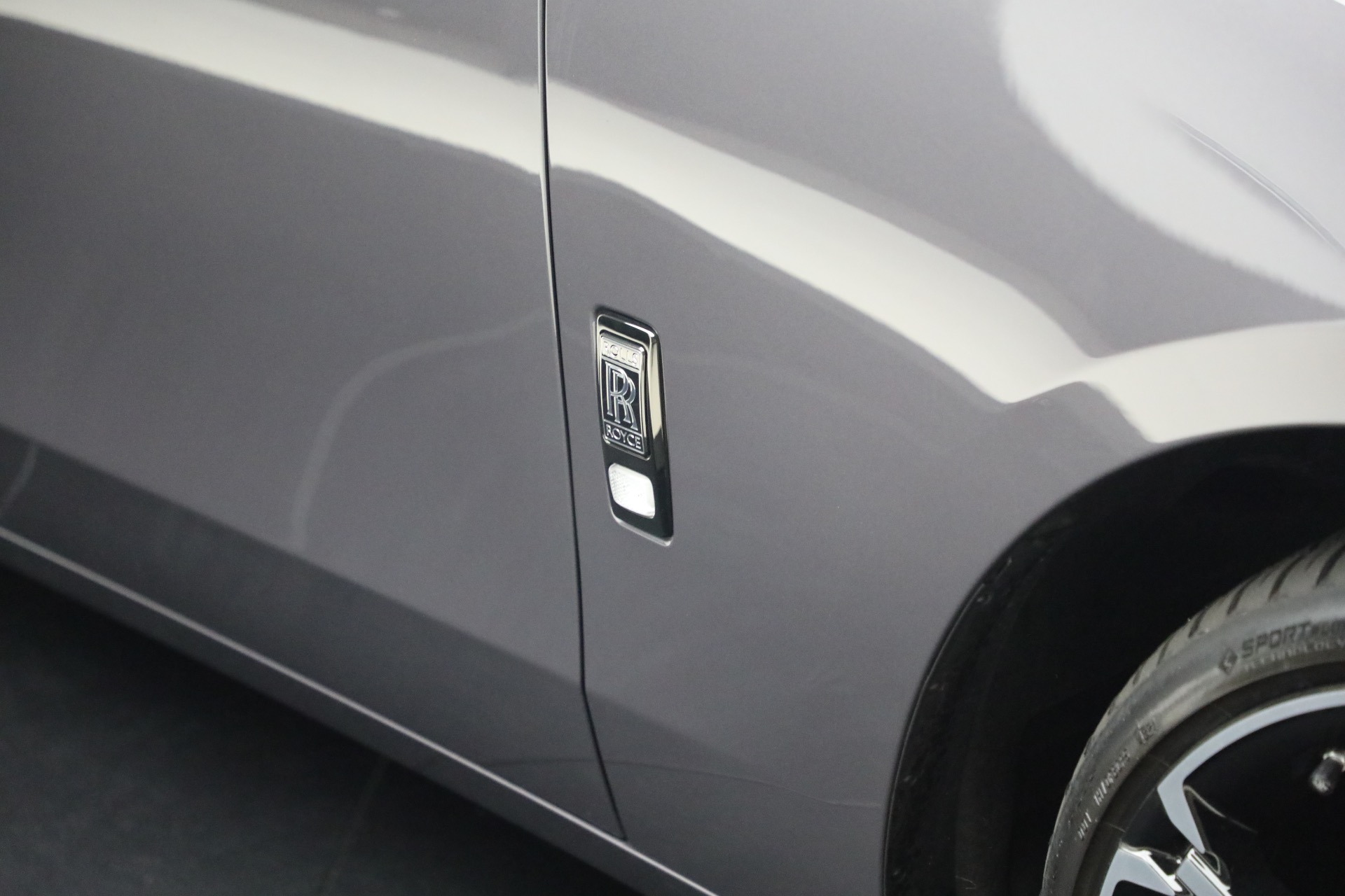 Used-2025-Rolls-Royce-Black-Badge-Ghost