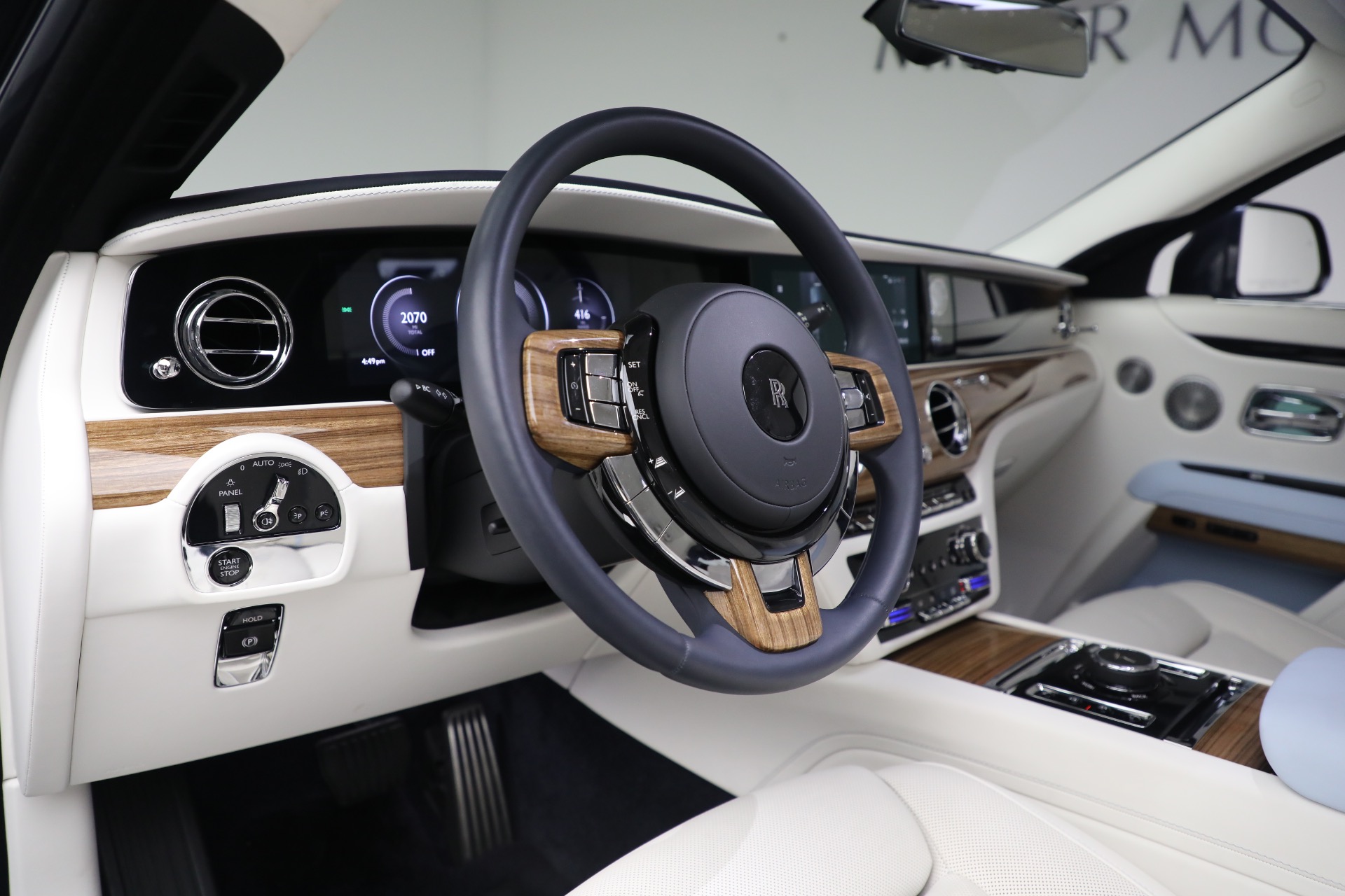 Used-2025-Rolls-Royce-Ghost