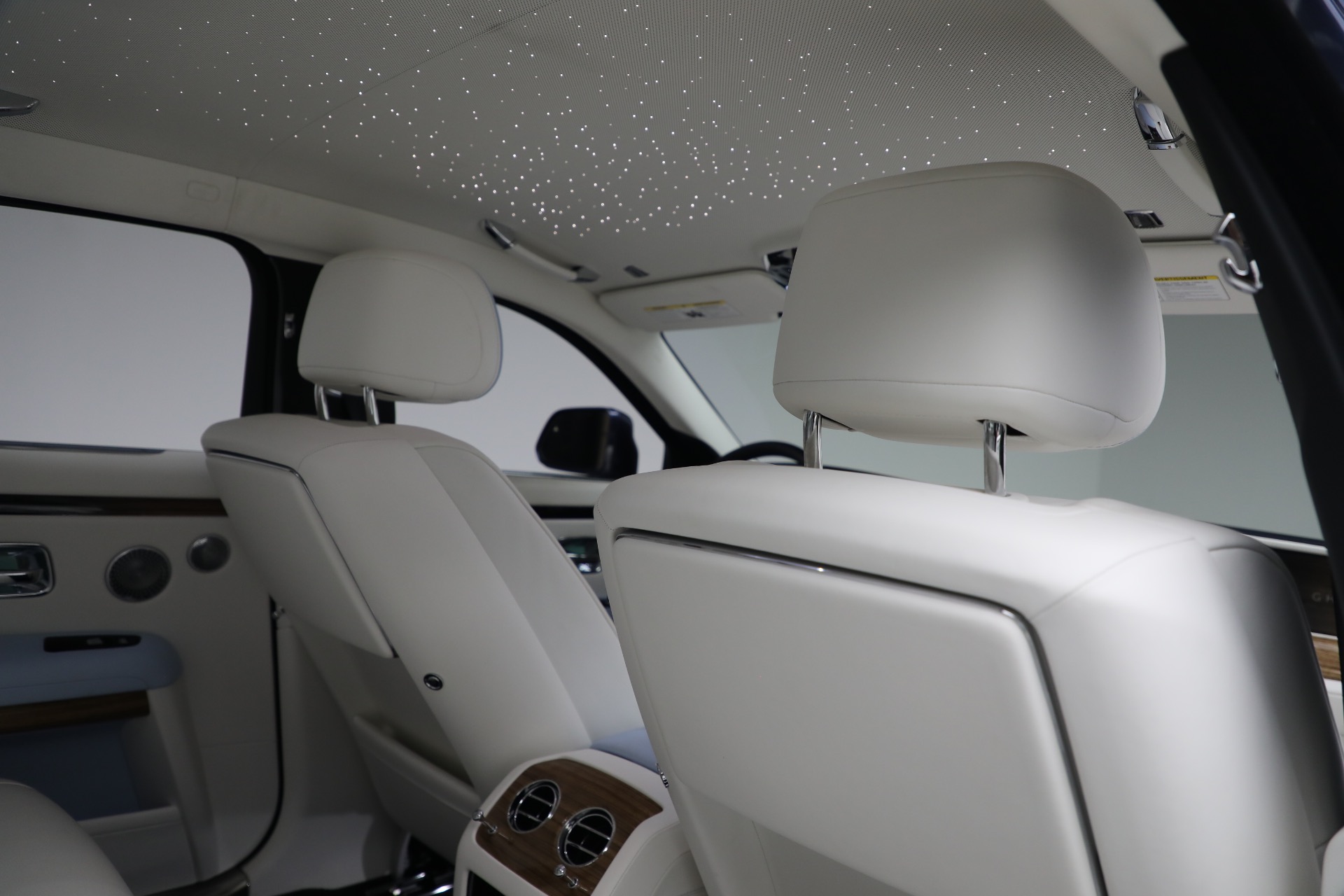 Used-2025-Rolls-Royce-Ghost