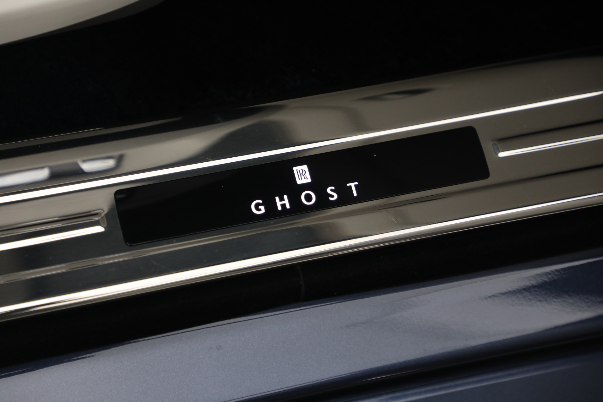 Used-2025-Rolls-Royce-Ghost