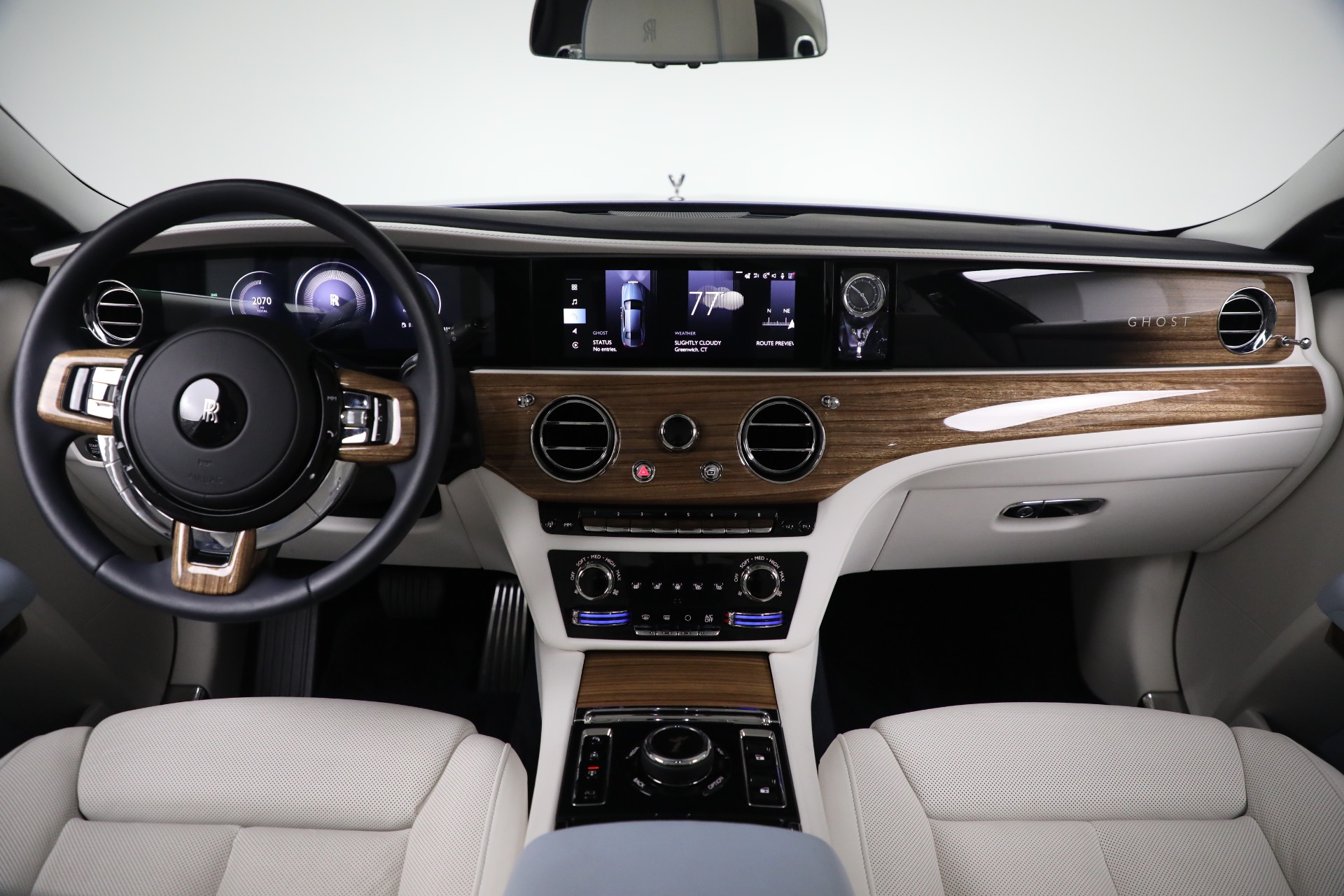 Used-2025-Rolls-Royce-Ghost