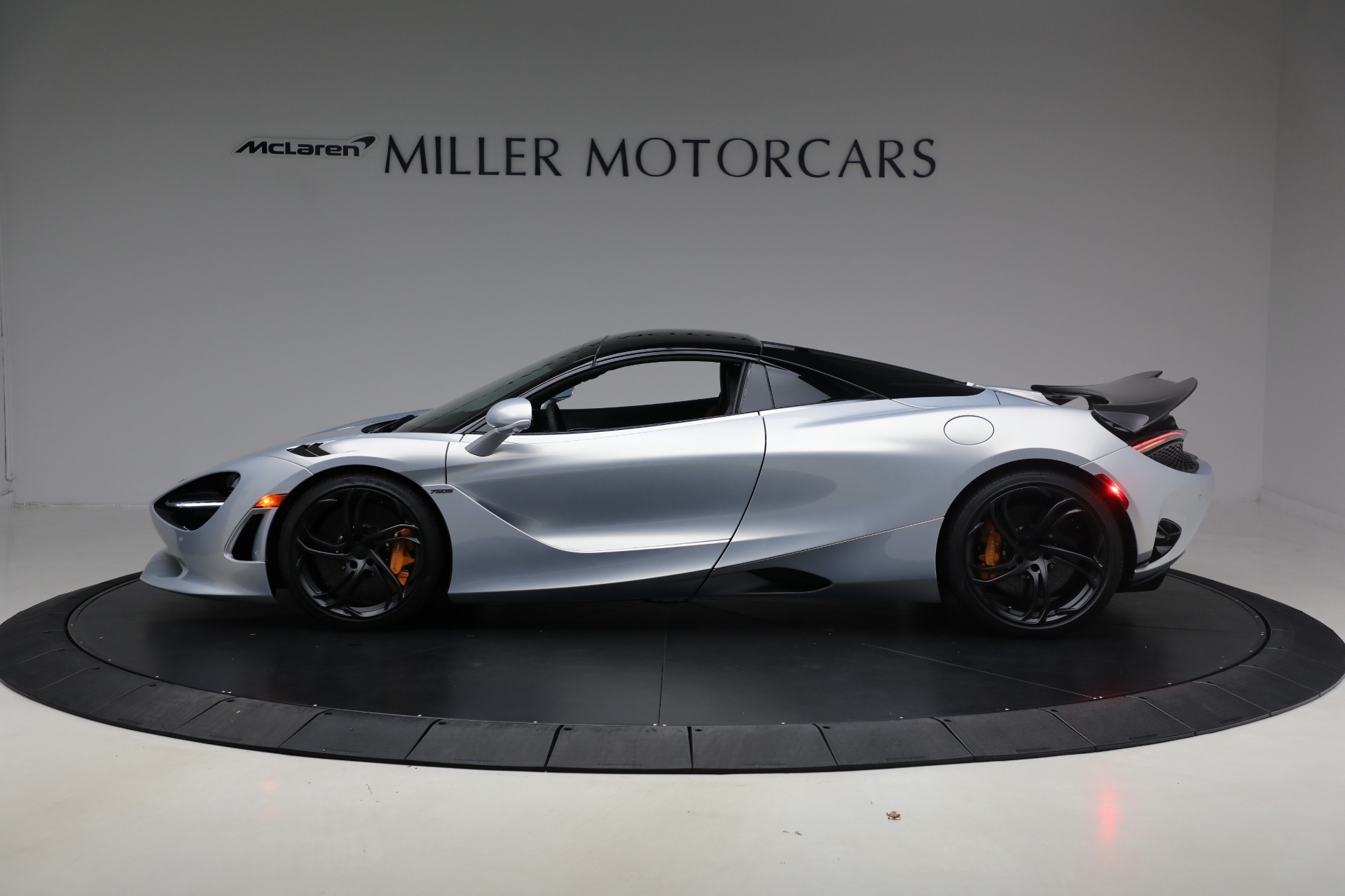 New-2026-McLaren-750S-Spider-TechLux