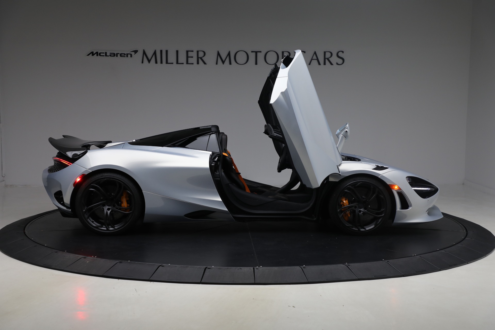 New-2026-McLaren-750S-Spider-TechLux