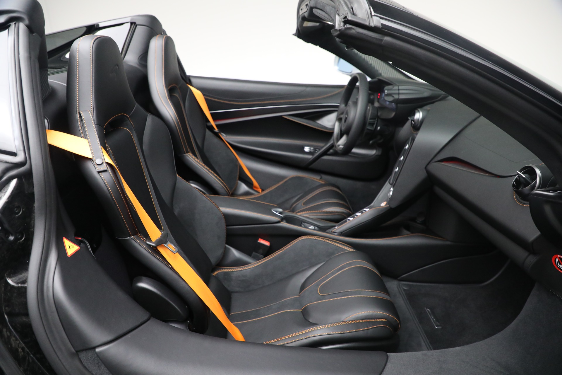 New-2026-McLaren-750S-Spider-TechLux