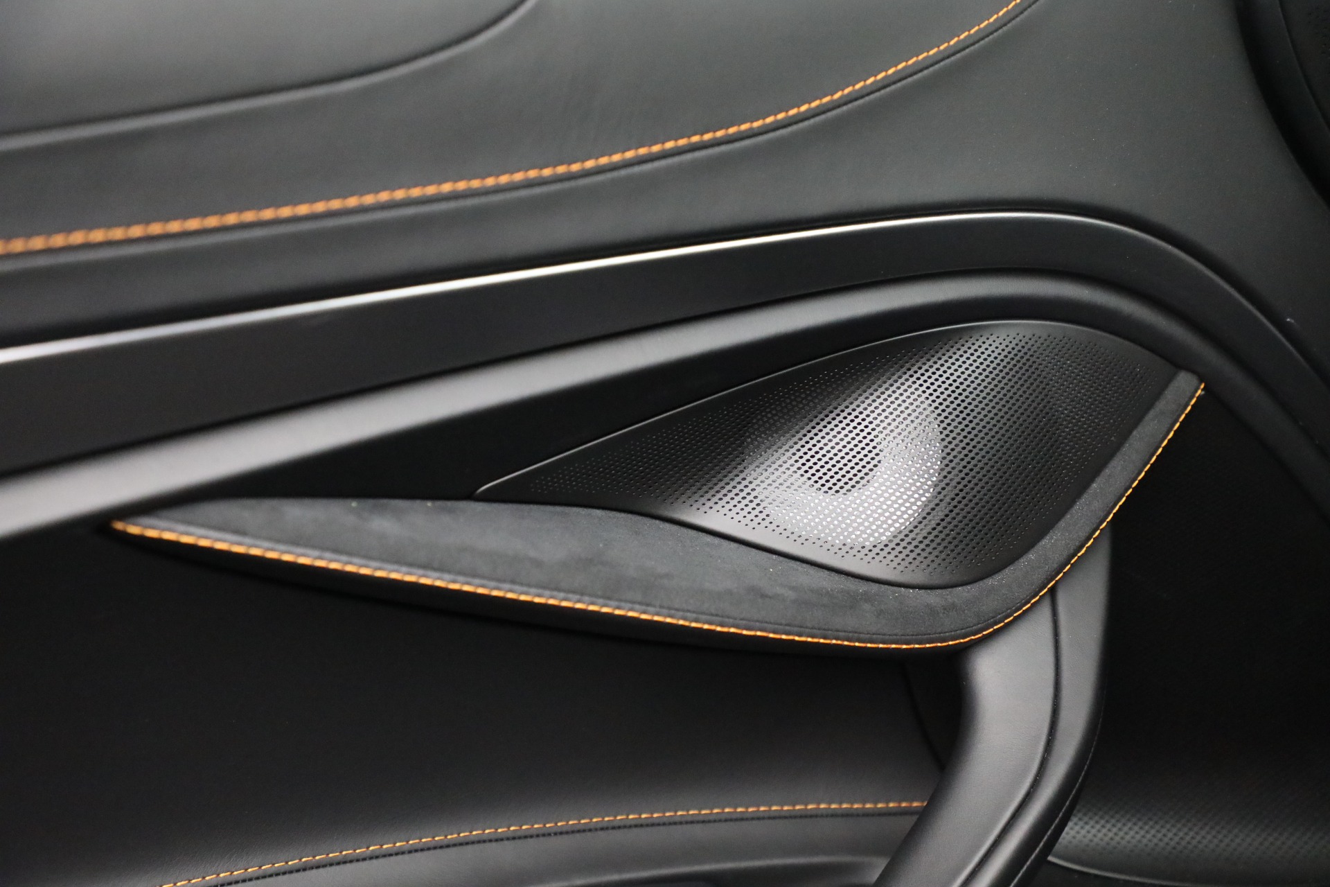 New-2026-McLaren-750S-Spider-TechLux