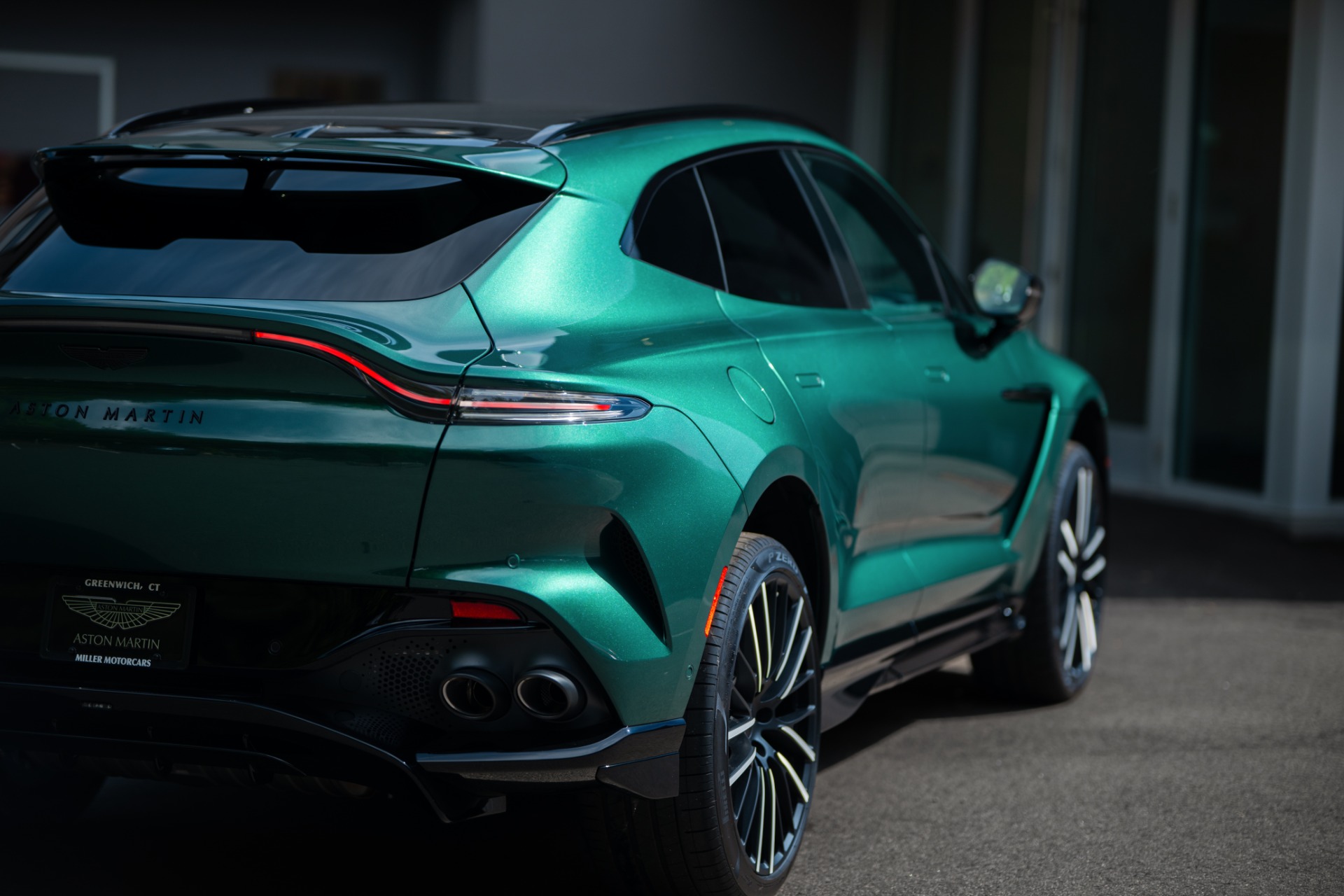 New-2025-Aston-Martin-DBX-707