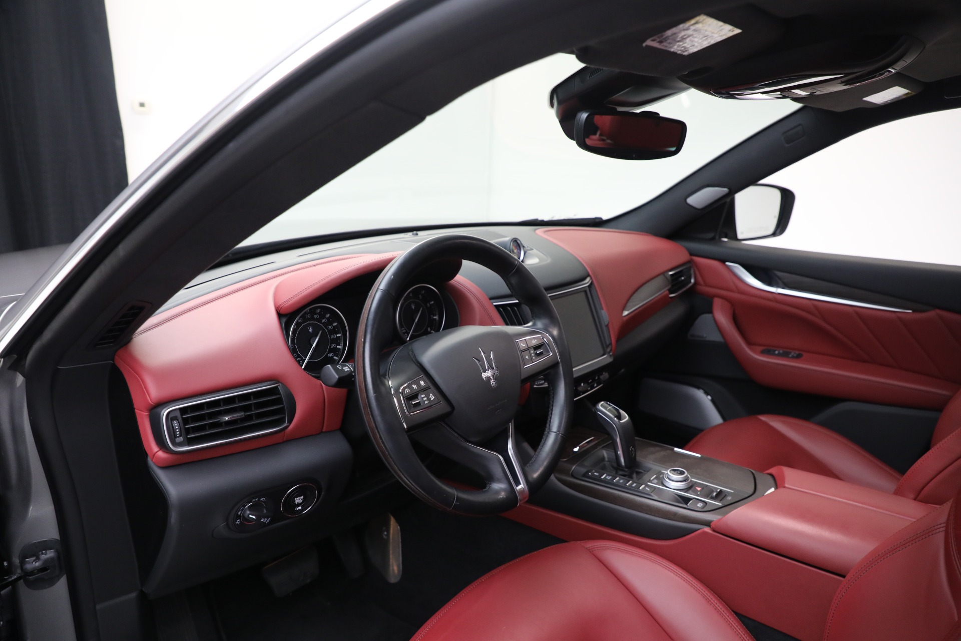 Used-2022-Maserati-Levante-GT