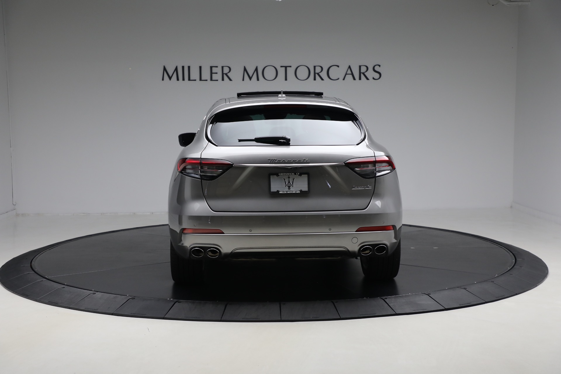 Used-2022-Maserati-Levante-GT
