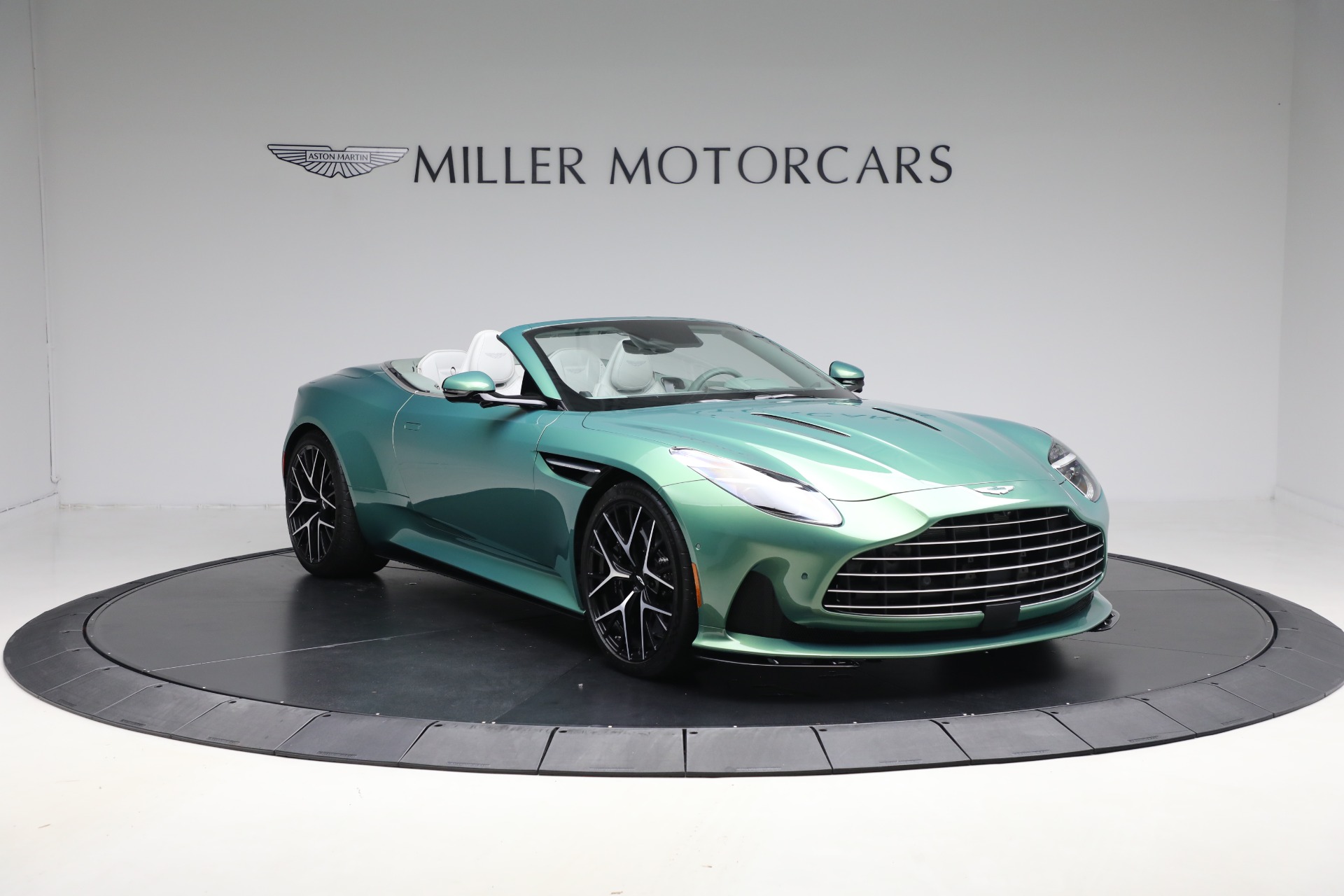 Used-2025-Aston-Martin-DB12-Volante