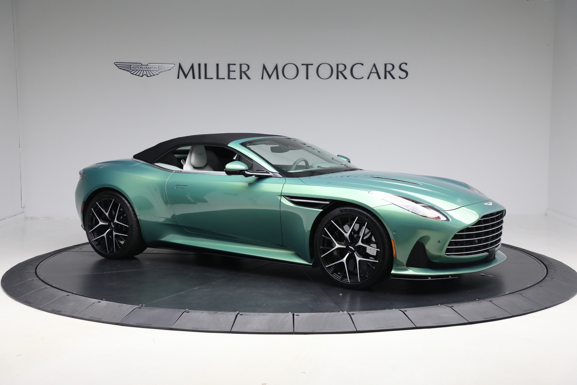 Used-2025-Aston-Martin-DB12-Volante