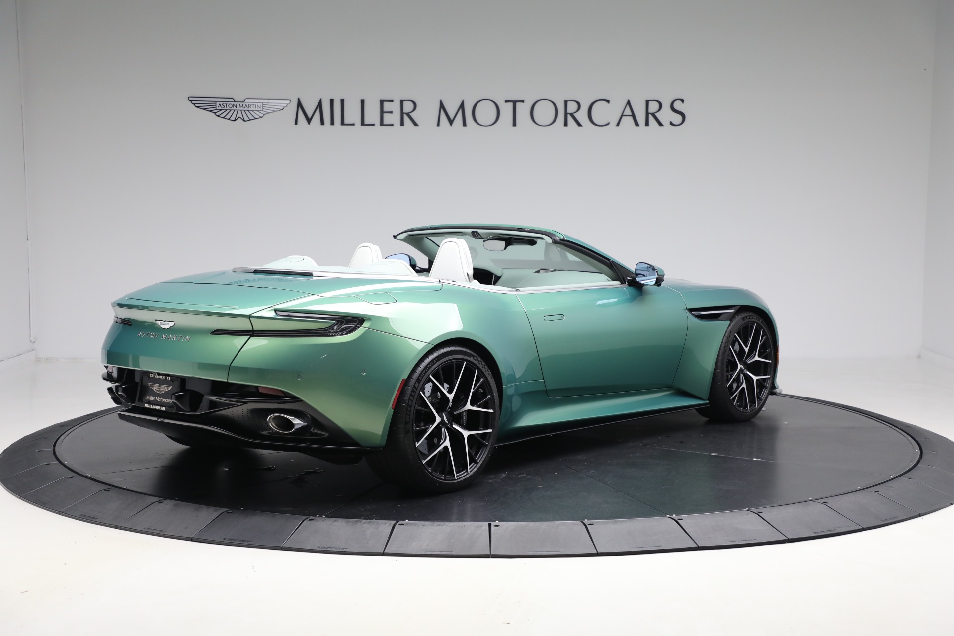 Used-2025-Aston-Martin-DB12-Volante