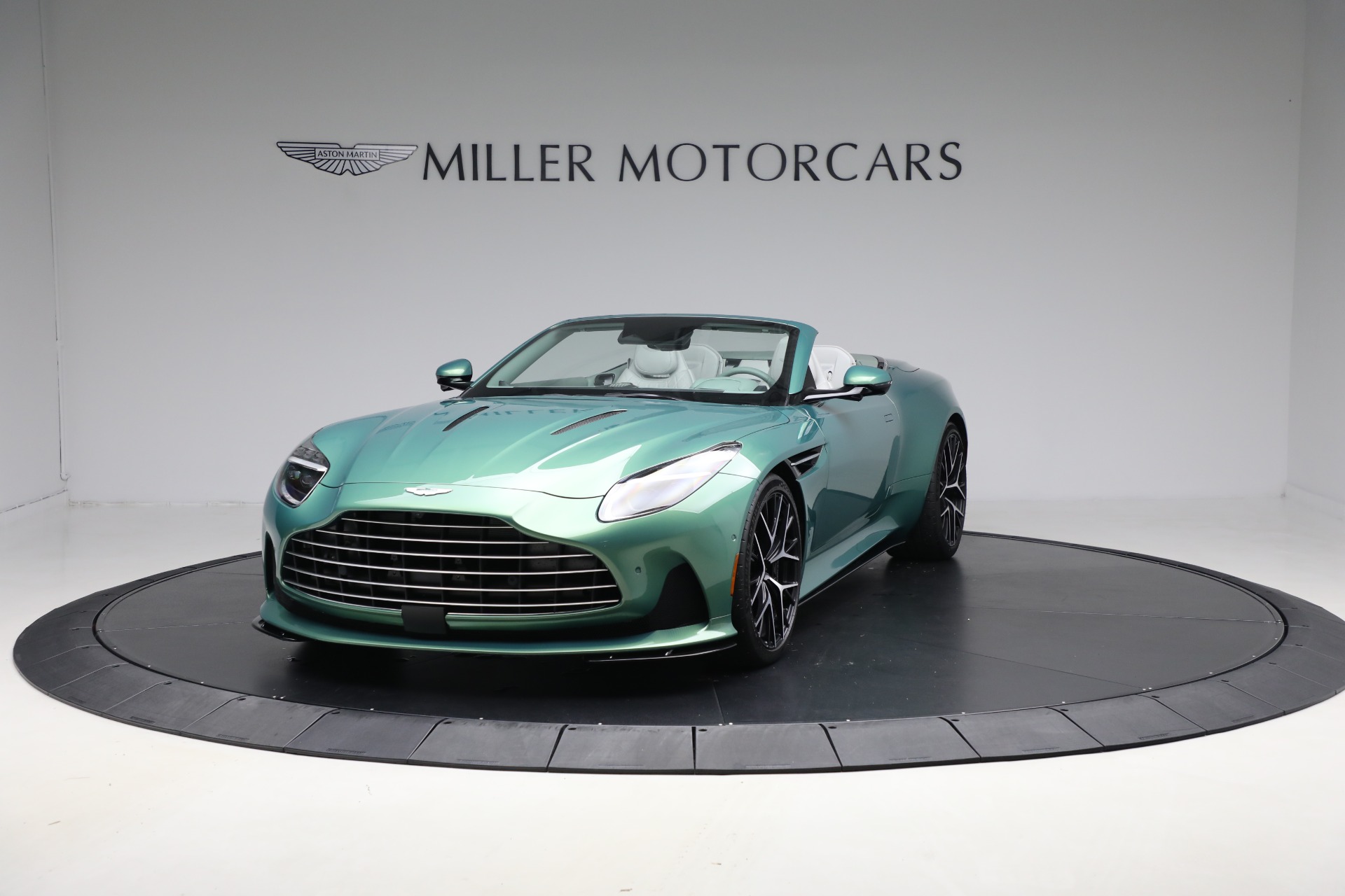 Used-2025-Aston-Martin-DB12-Volante