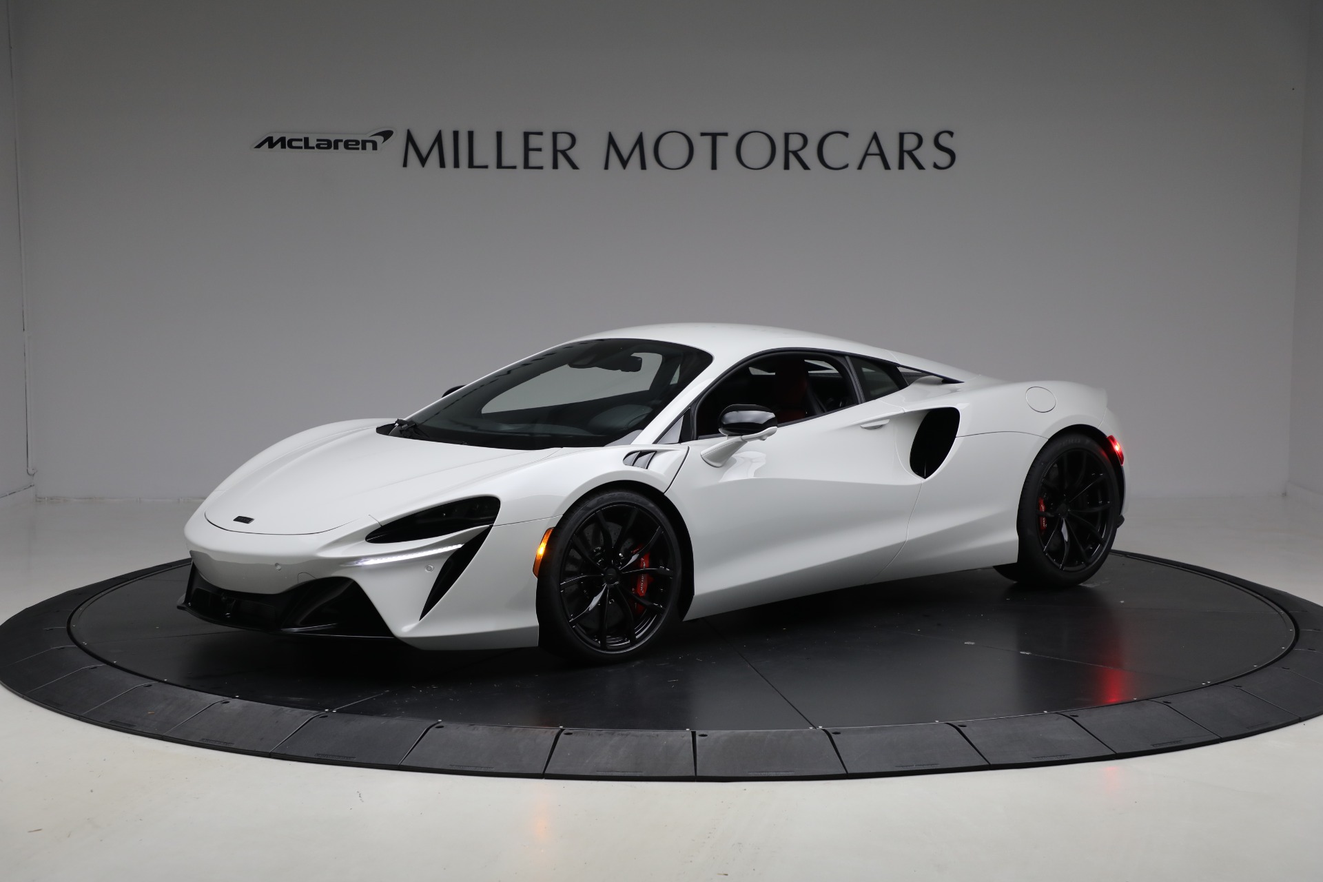 New-2026-McLaren-Artura-TechLux