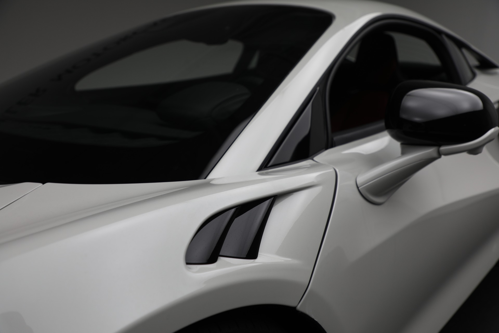 New-2026-McLaren-Artura-TechLux