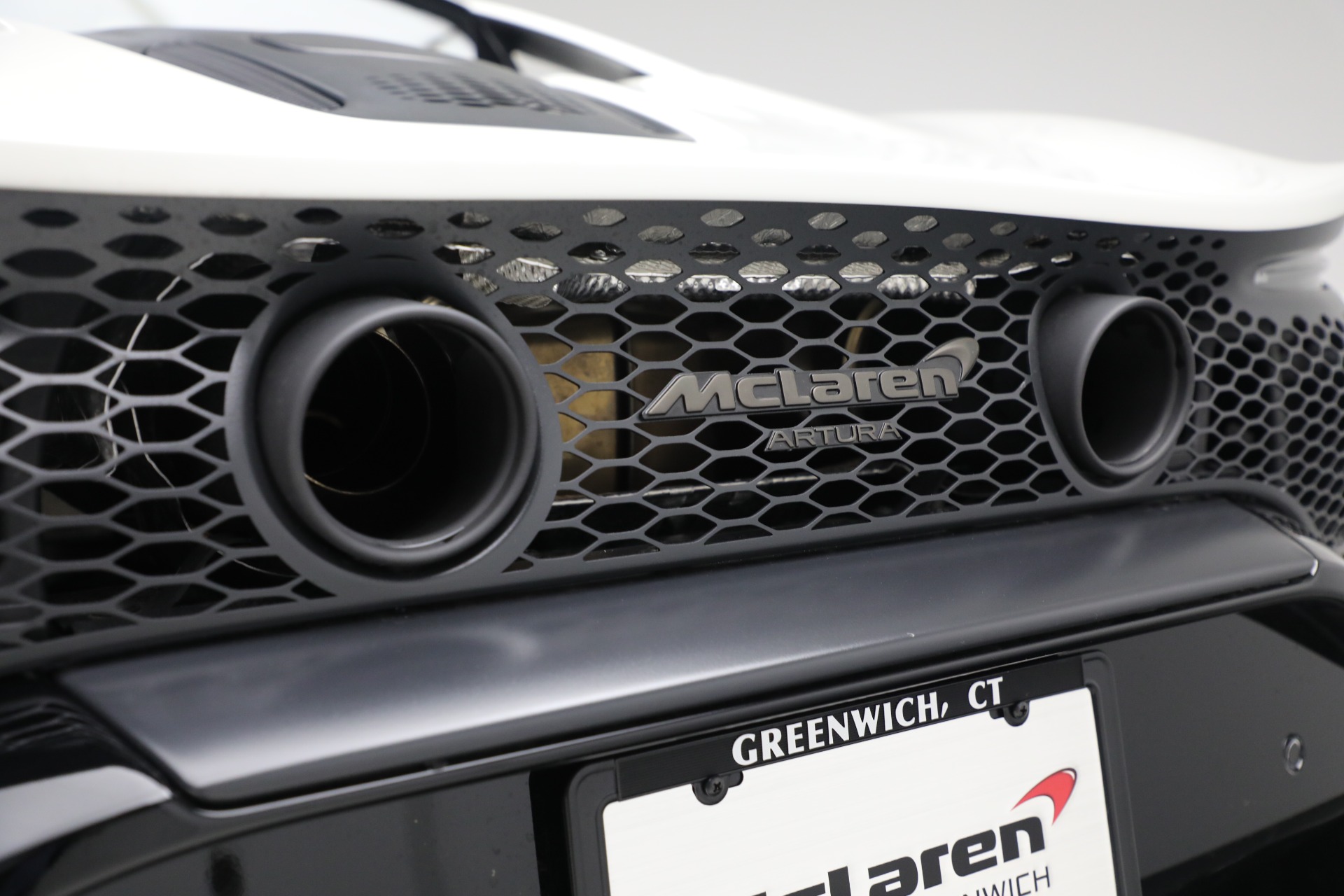 New-2026-McLaren-Artura-TechLux