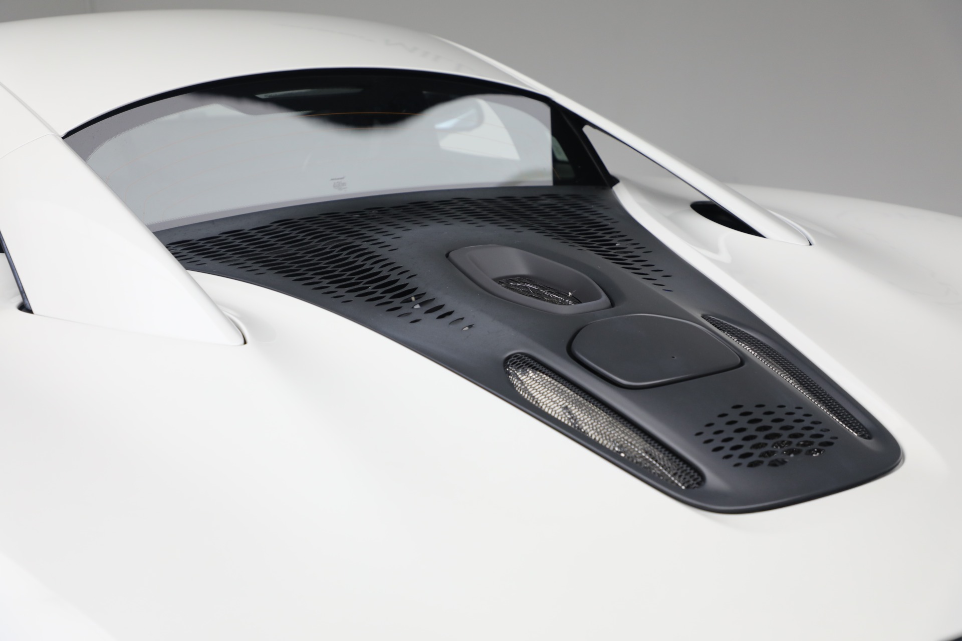 New-2026-McLaren-Artura-TechLux