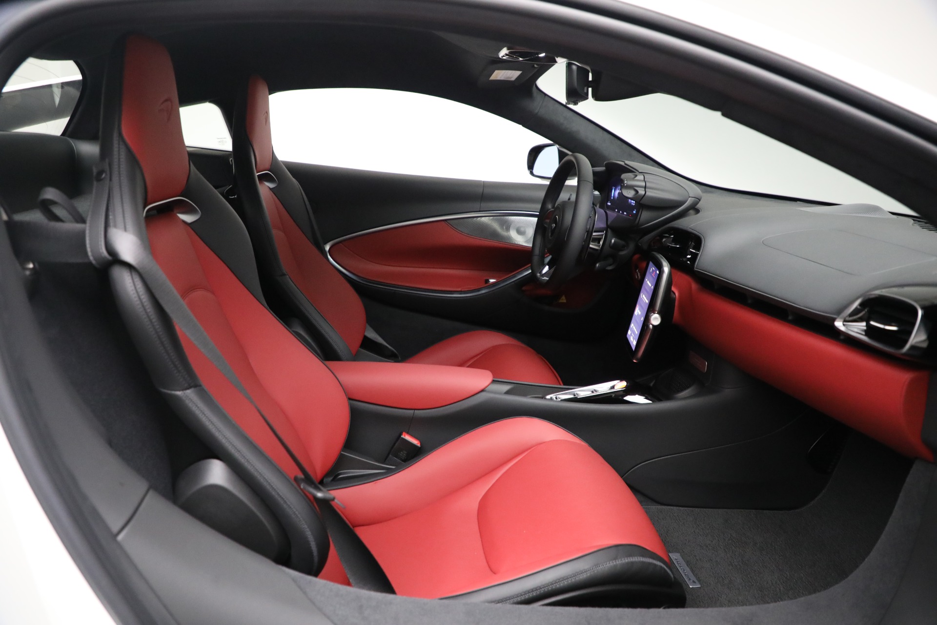 New-2026-McLaren-Artura-TechLux