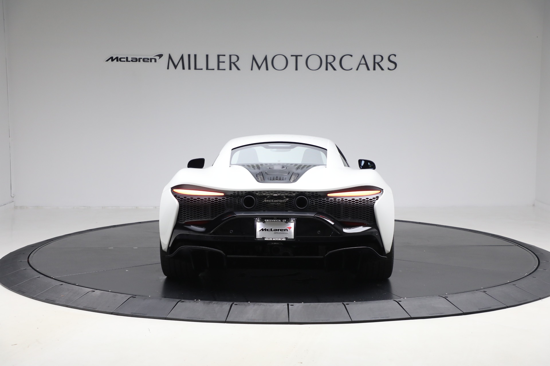 New-2026-McLaren-Artura-TechLux