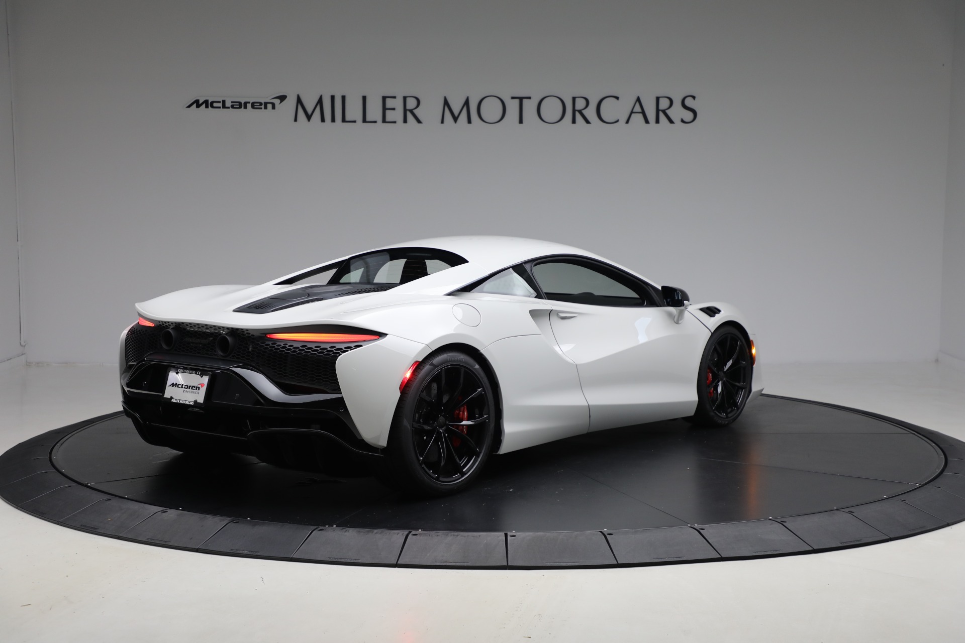 New-2026-McLaren-Artura-TechLux