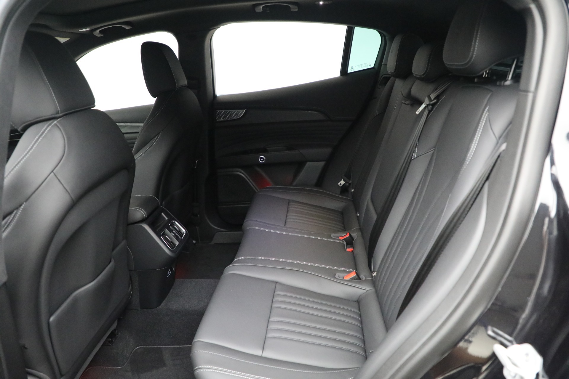 New-2025-Maserati-Grecale