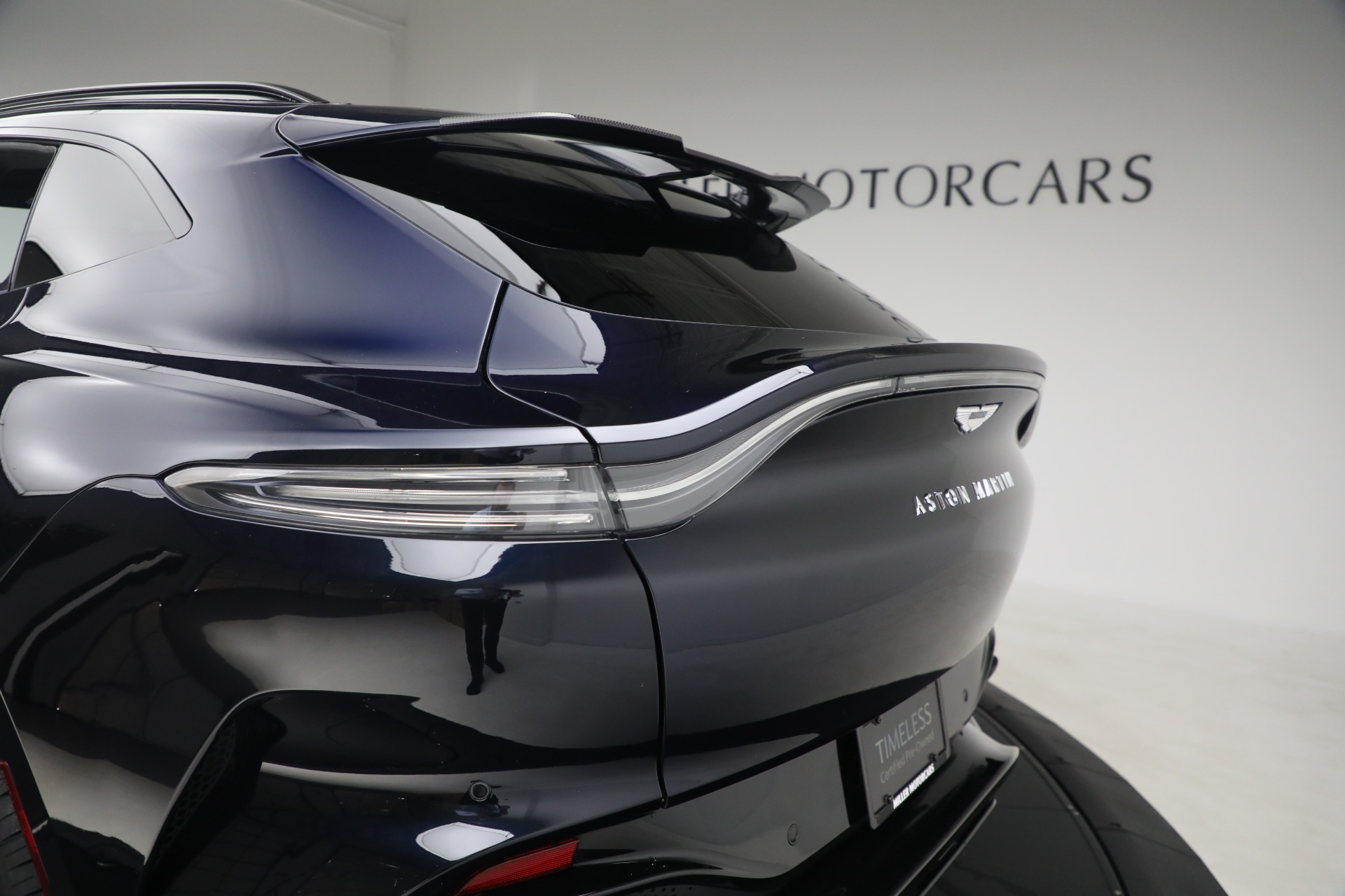 Used-2023-Aston-Martin-DBX-707