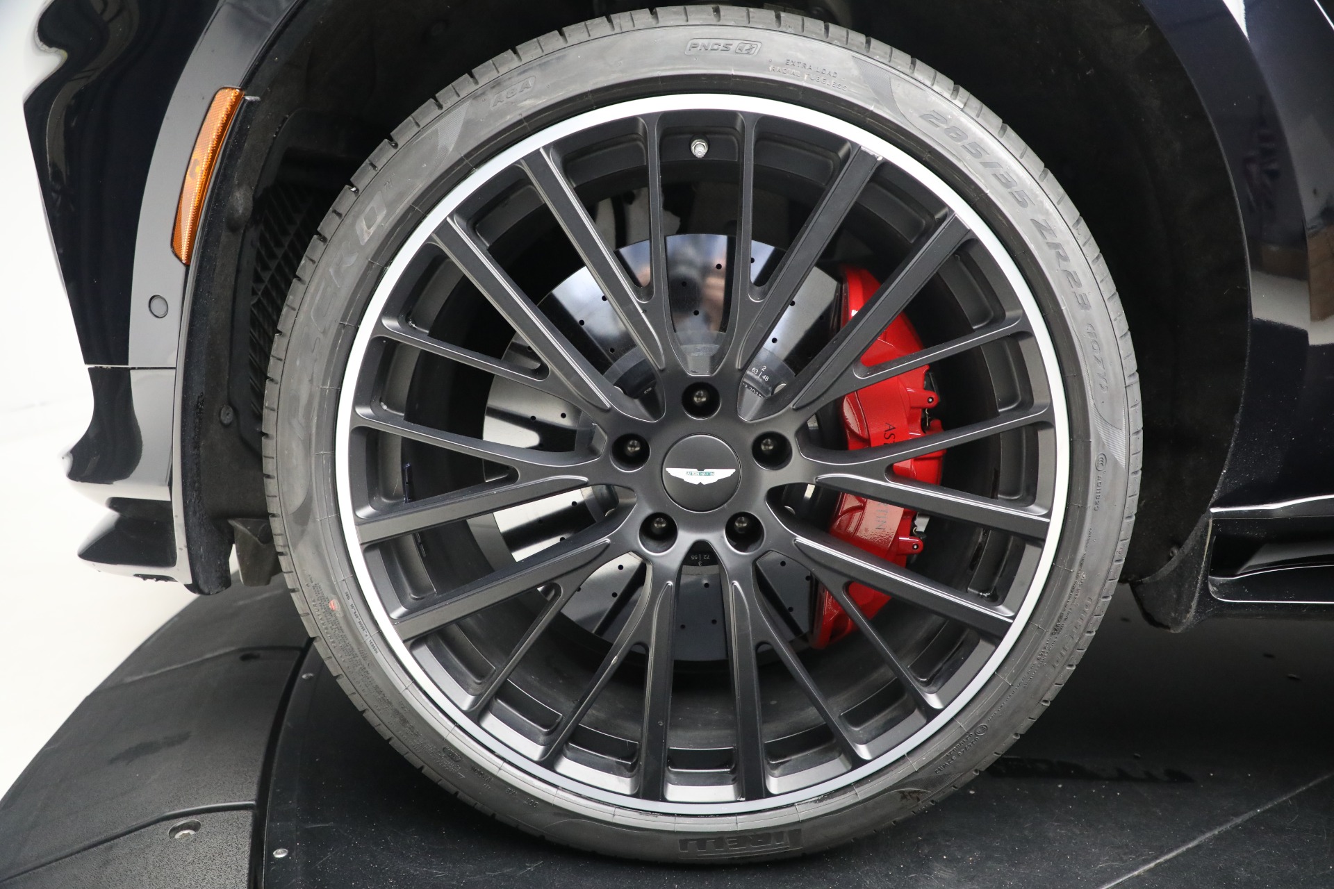 Used-2023-Aston-Martin-DBX-707