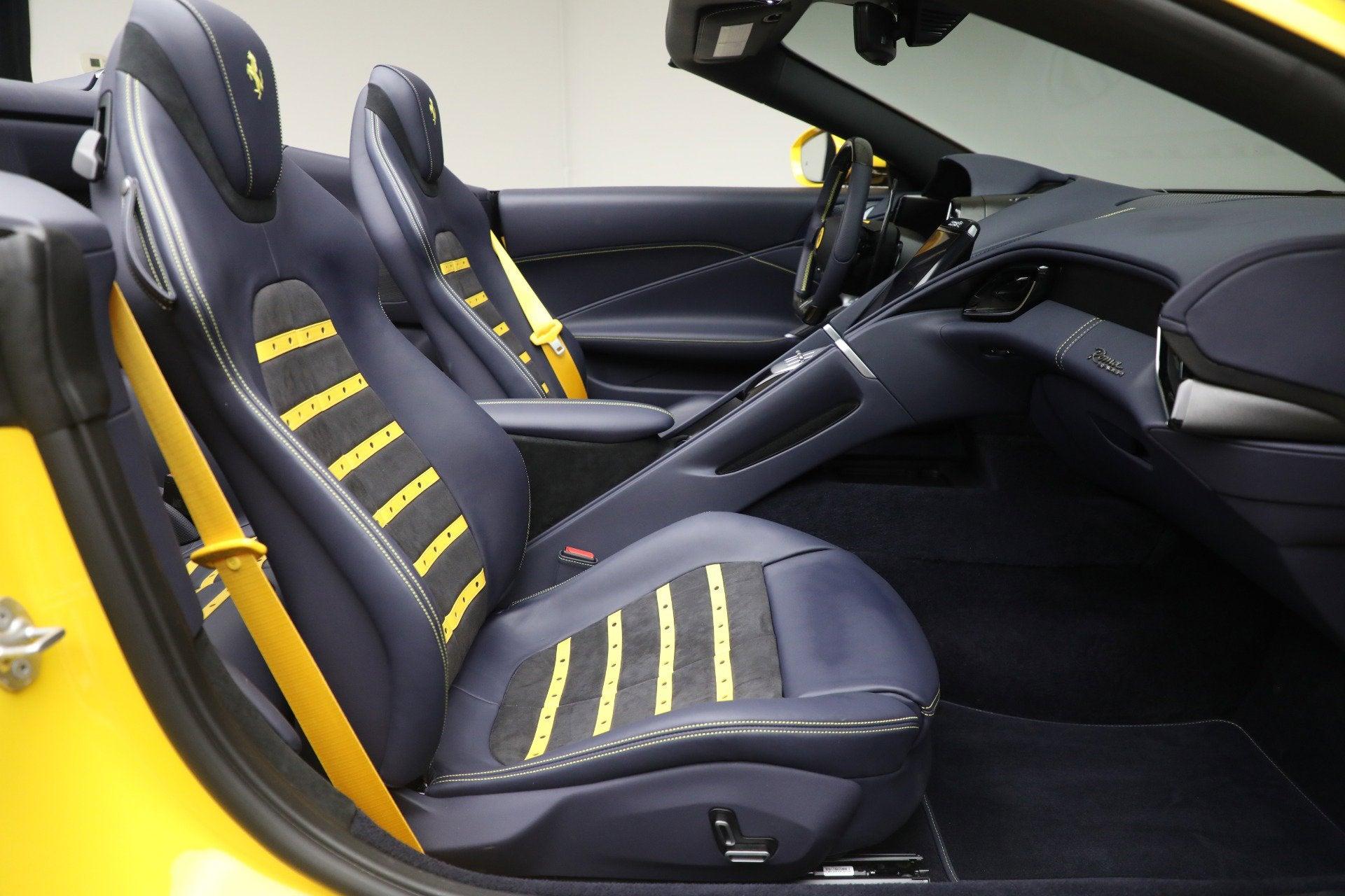 Used-2025-Ferrari-Roma-Spider