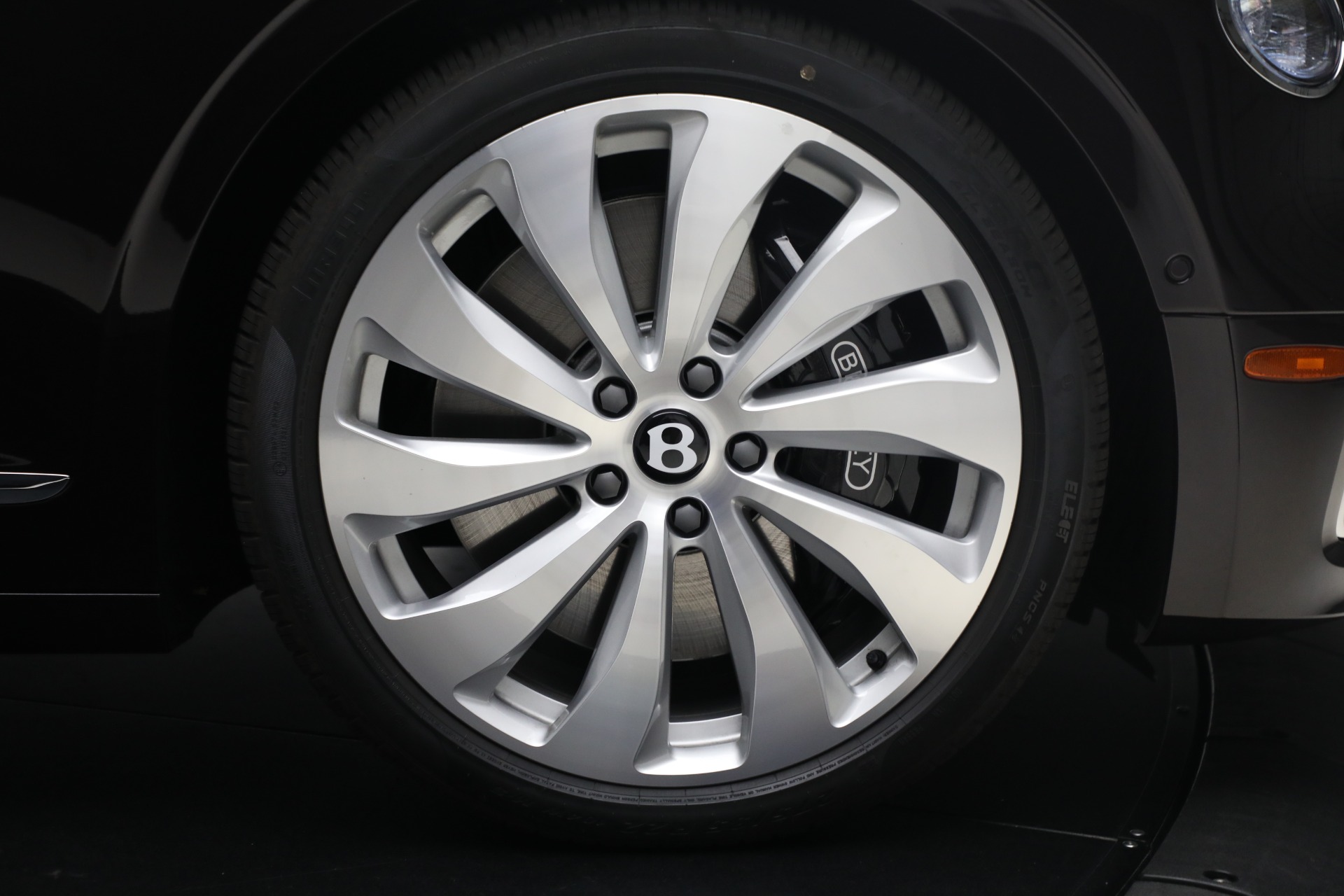 New-2026-Bentley-Flying-Spur