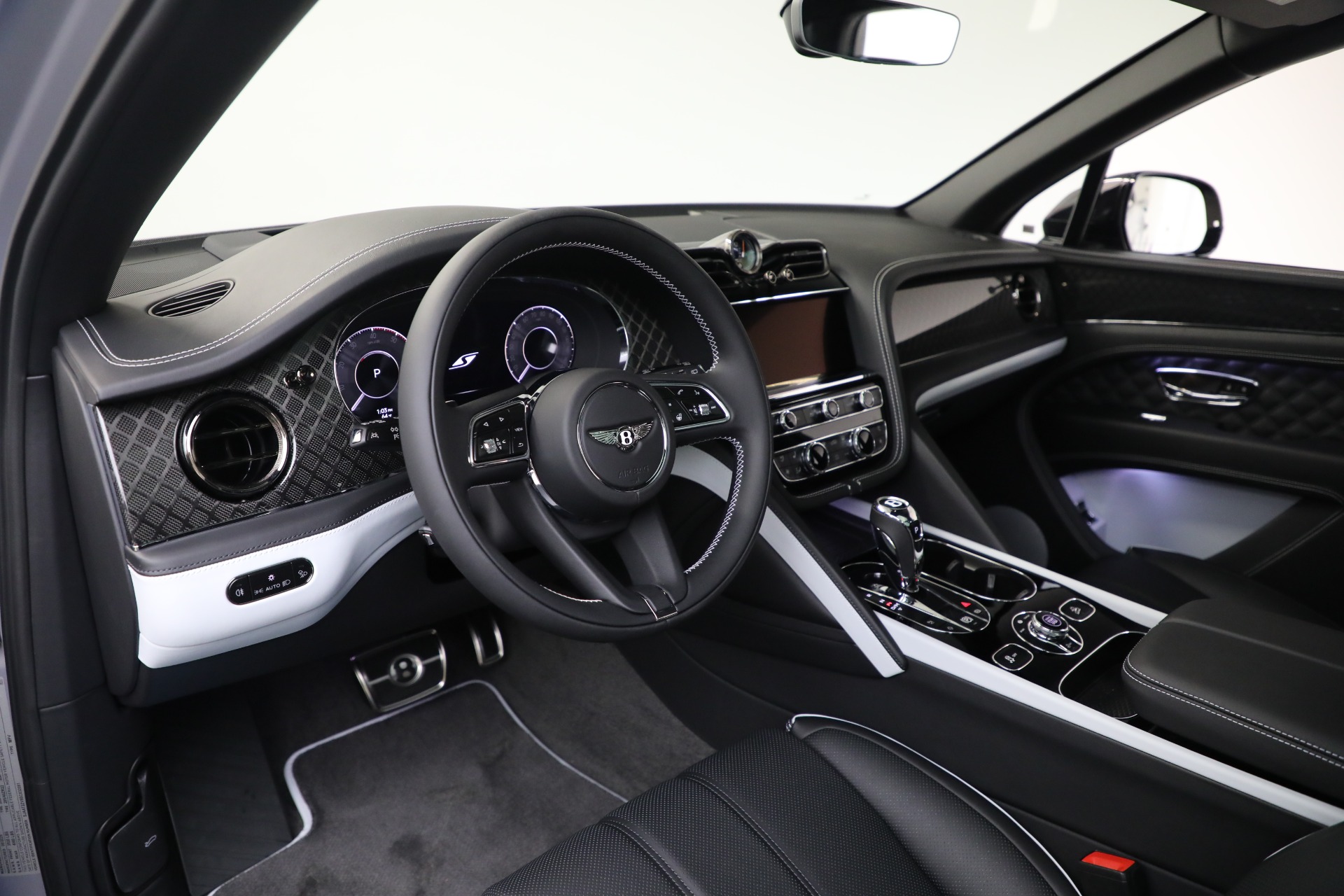 New-2025-Bentley-Bentayga-S-Black-Edition