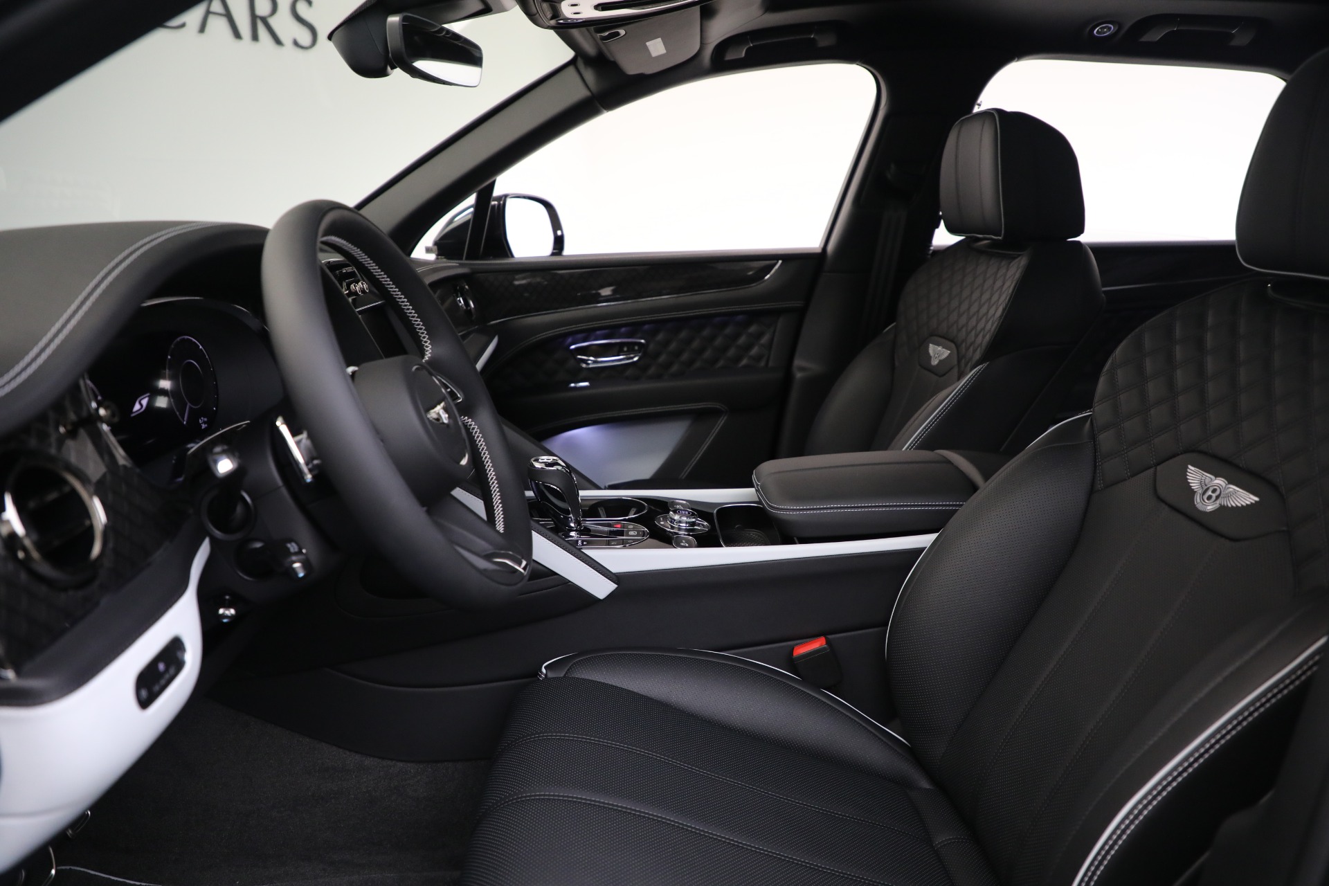 New-2025-Bentley-Bentayga-S-Black-Edition