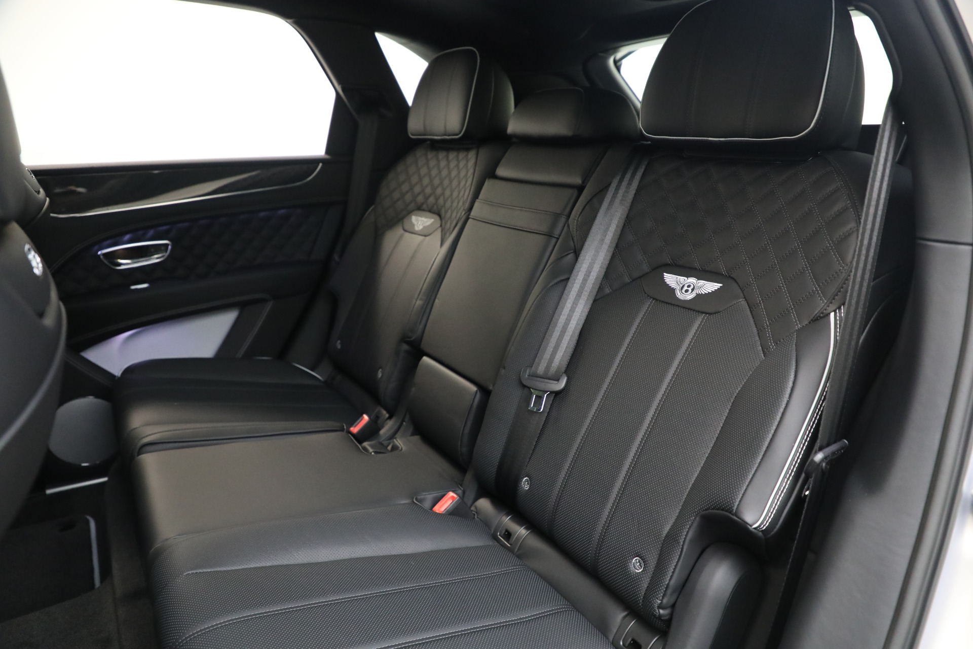 New-2025-Bentley-Bentayga-S-Black-Edition