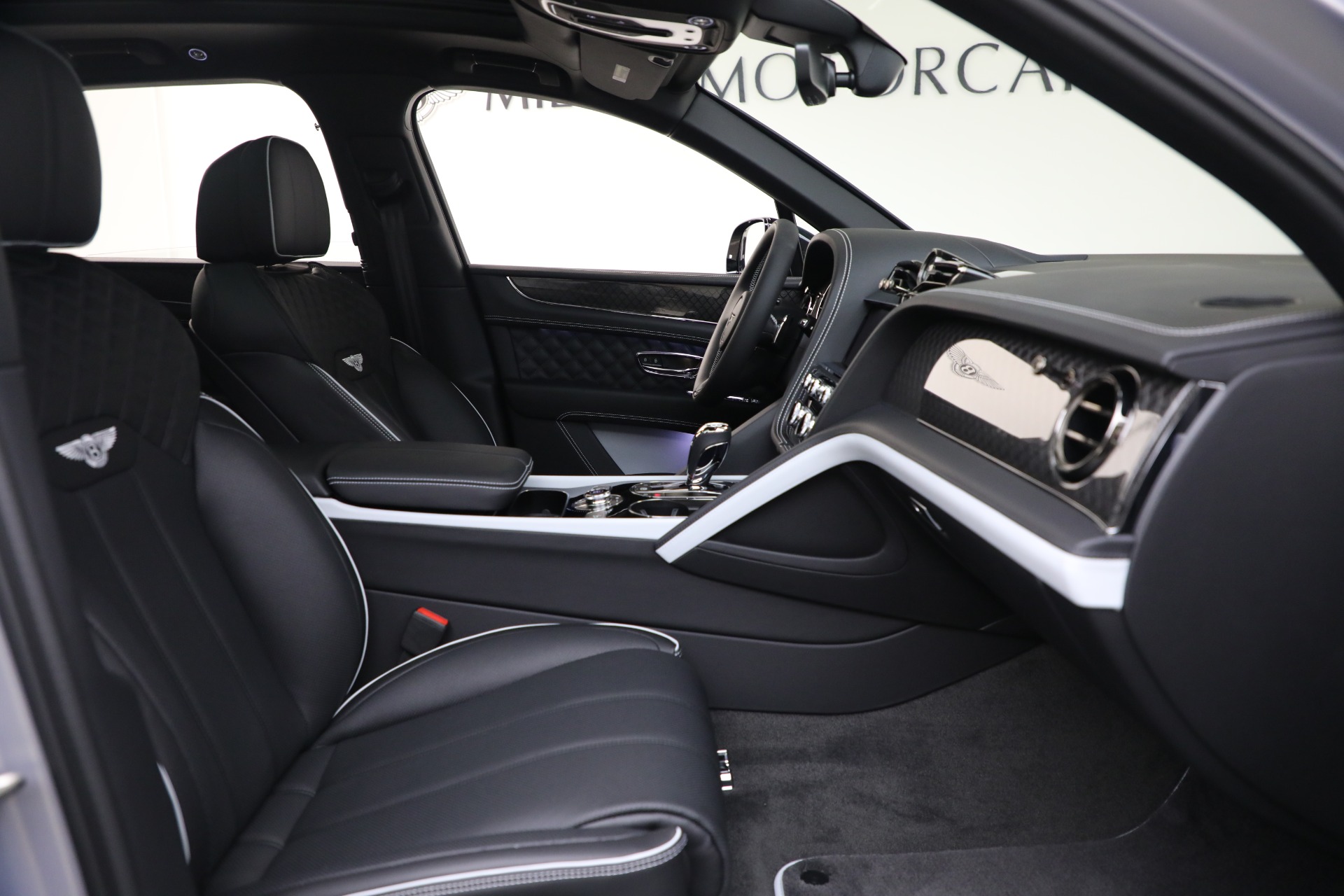 New-2025-Bentley-Bentayga-S-Black-Edition