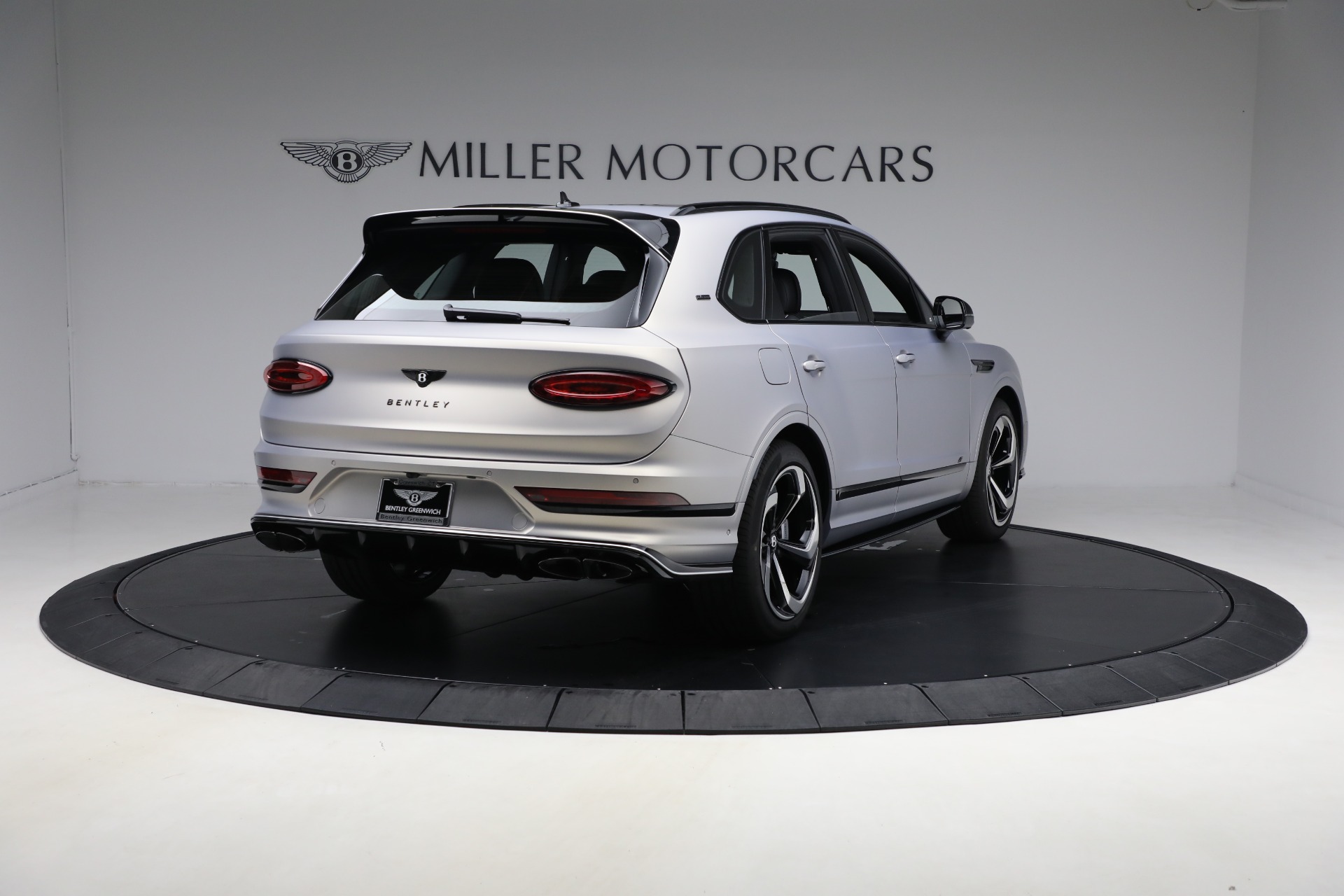 New-2025-Bentley-Bentayga-S-Black-Edition