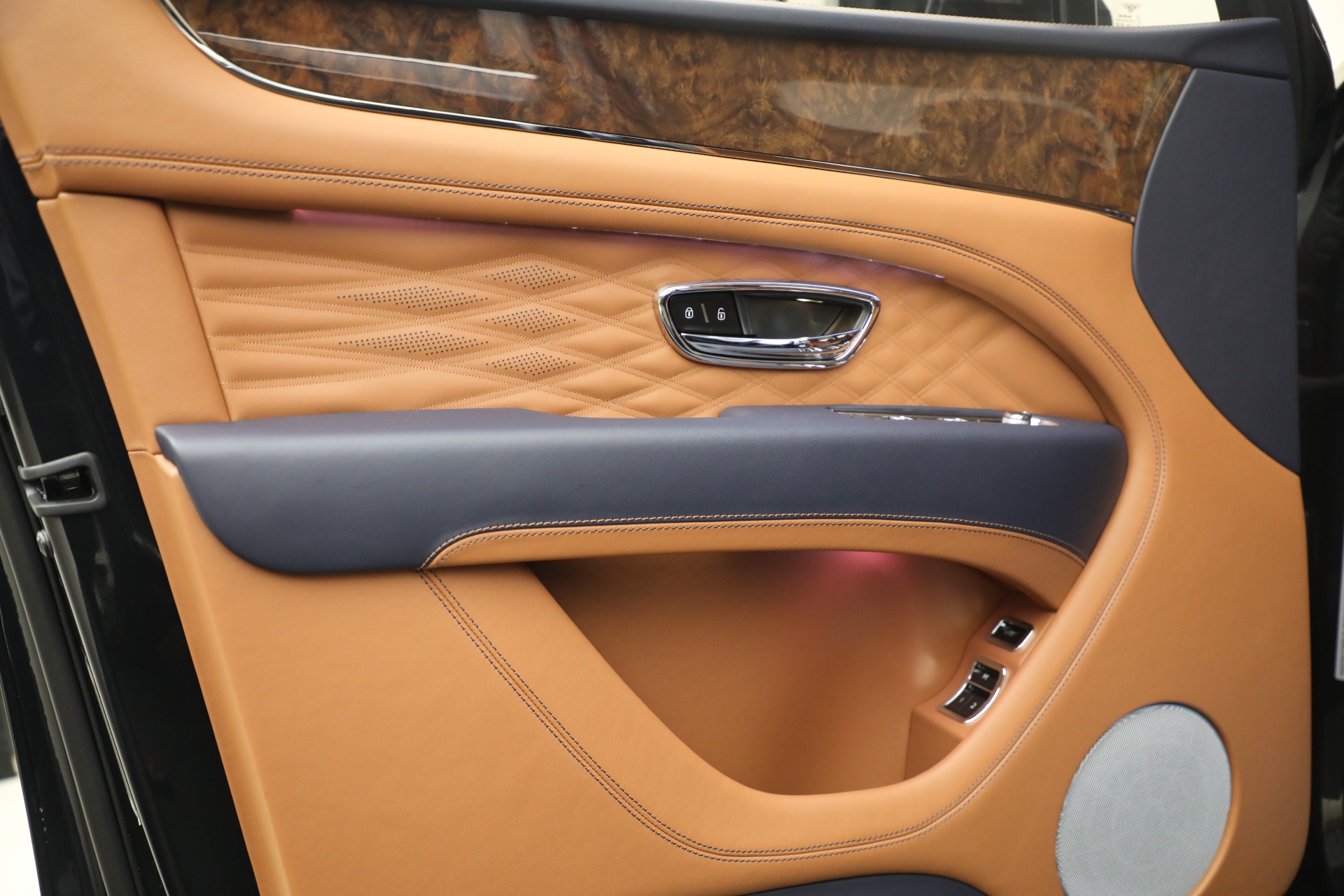 New-2025-Bentley-Bentayga-Azure-V8