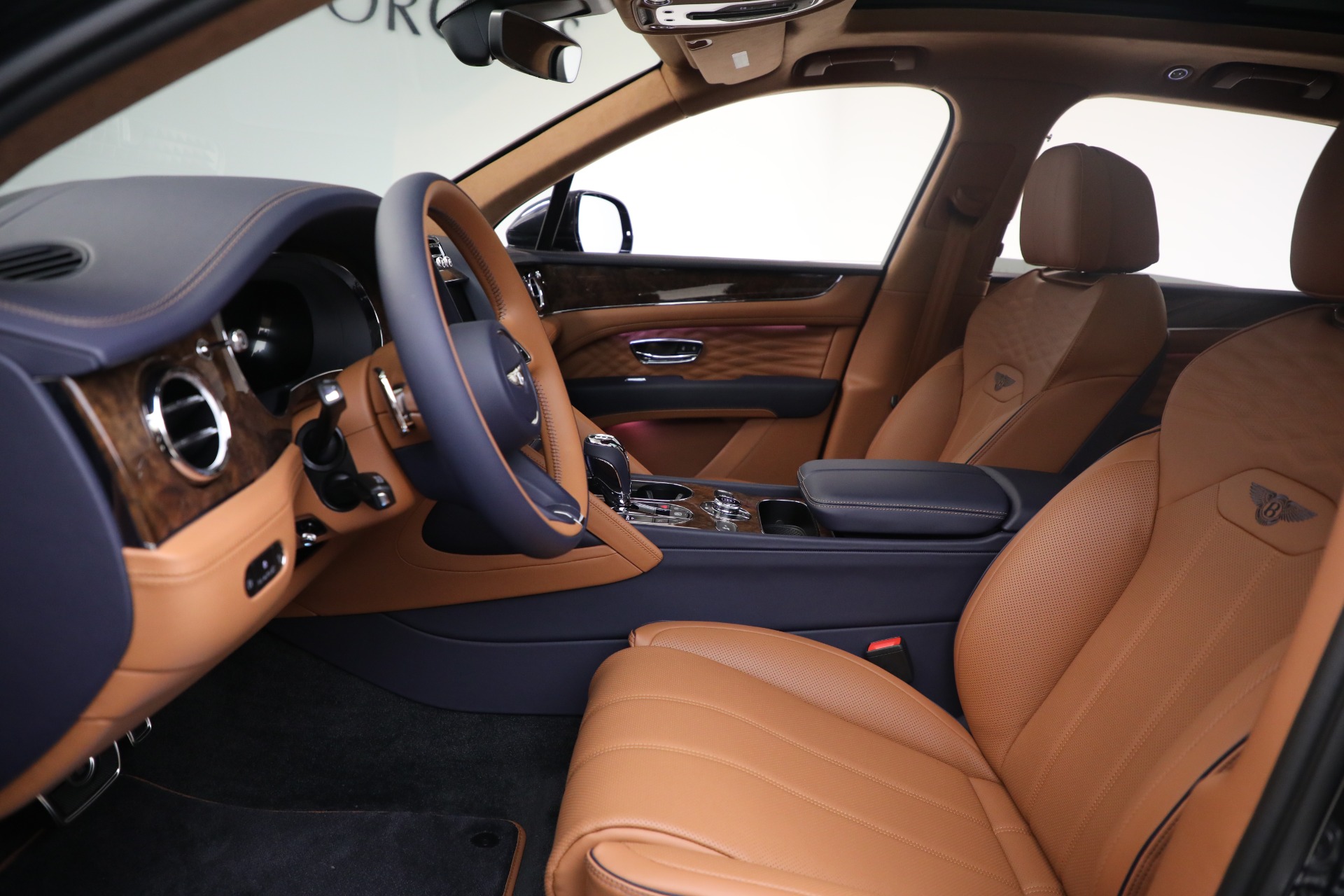 New-2025-Bentley-Bentayga-Azure-V8